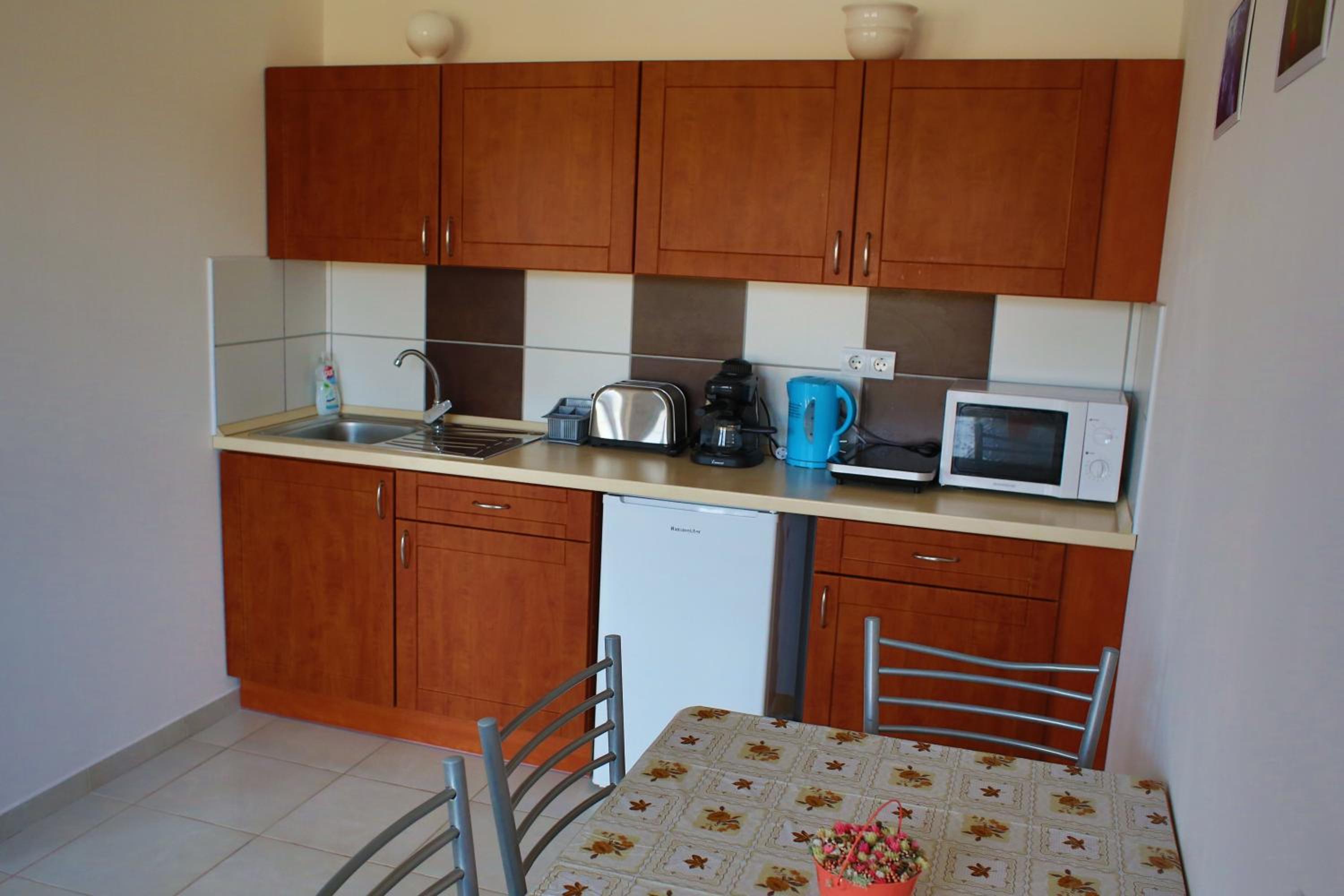 Szabolcs Apartments