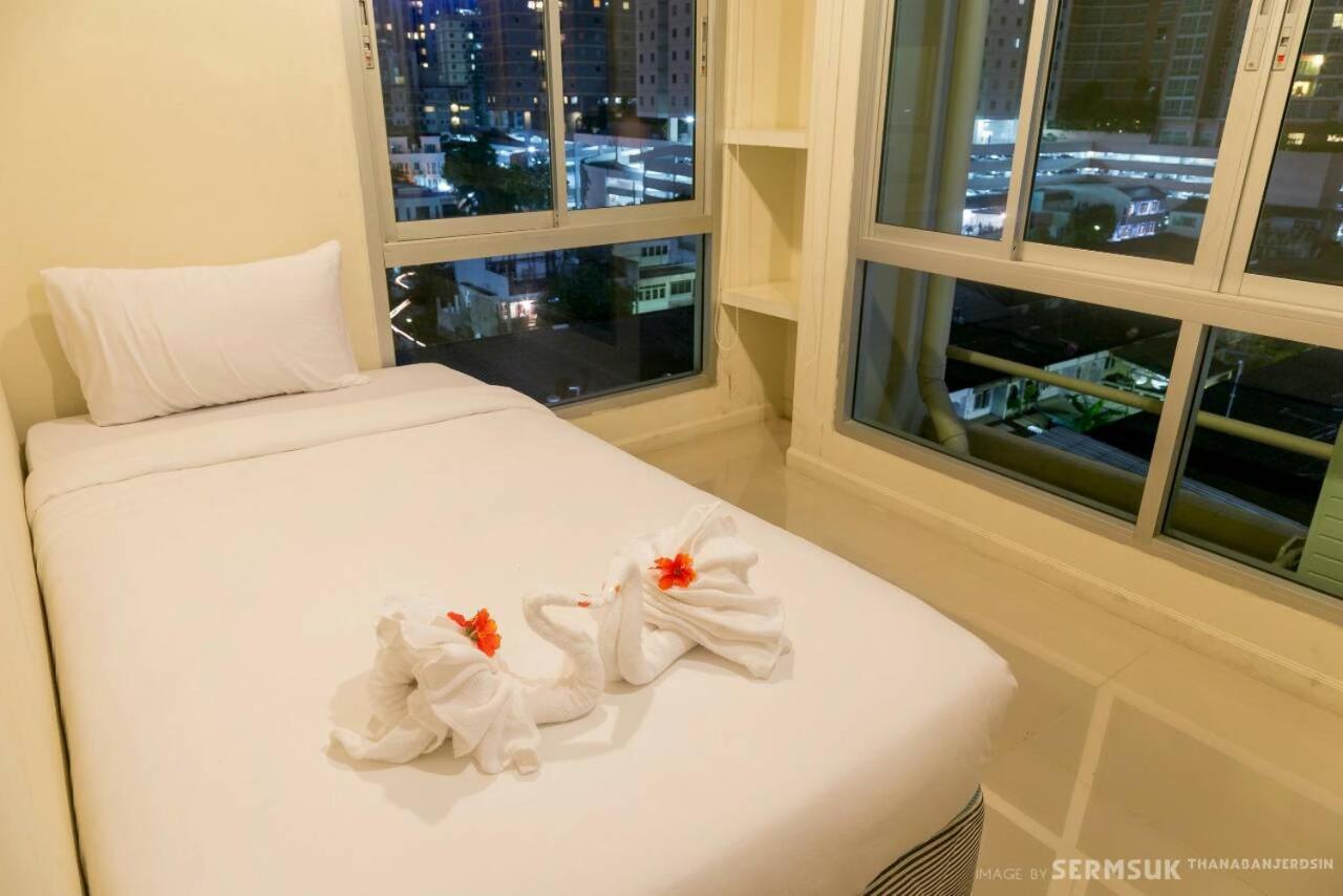 Right Place Sathorn