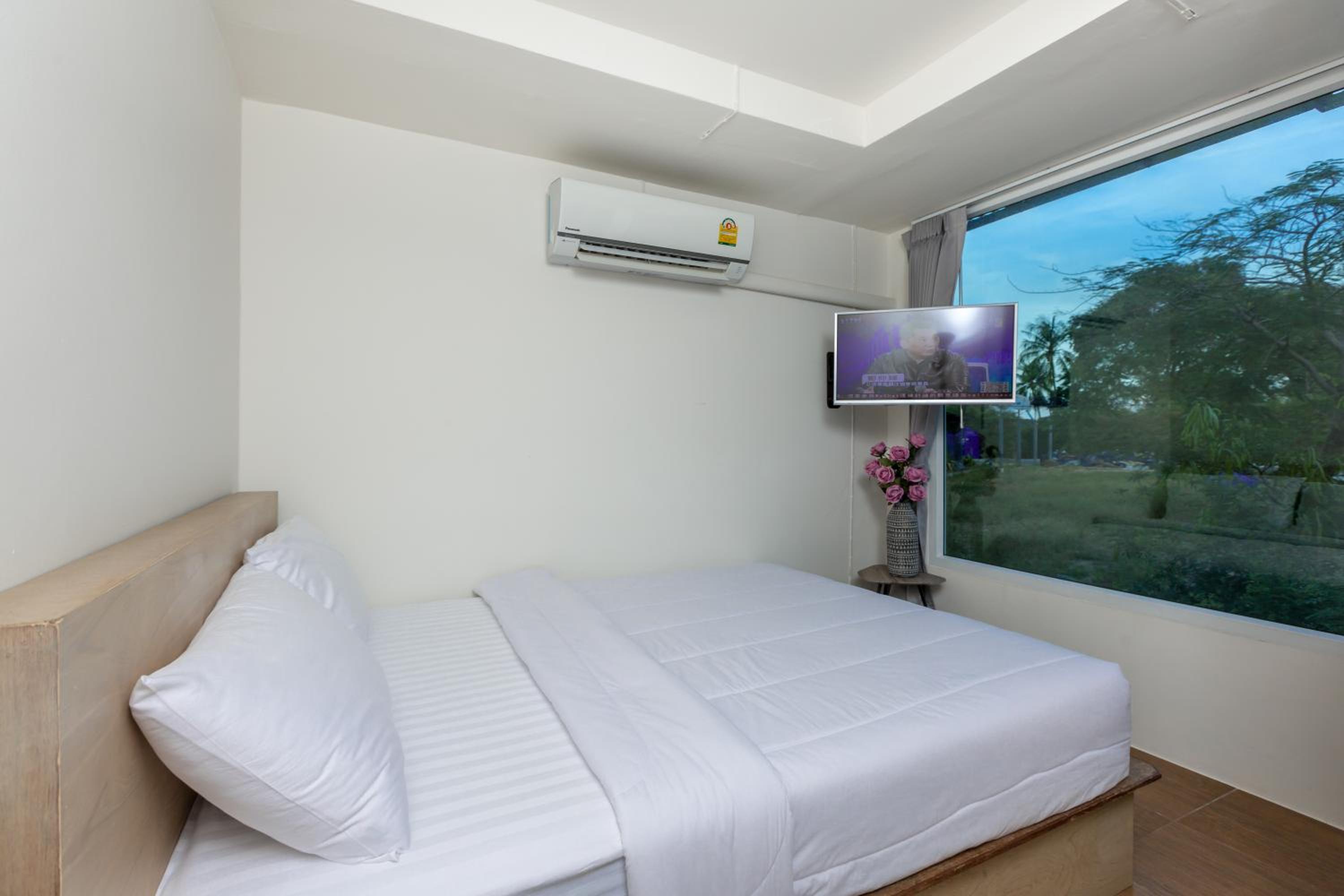 P168 Hostel Samui