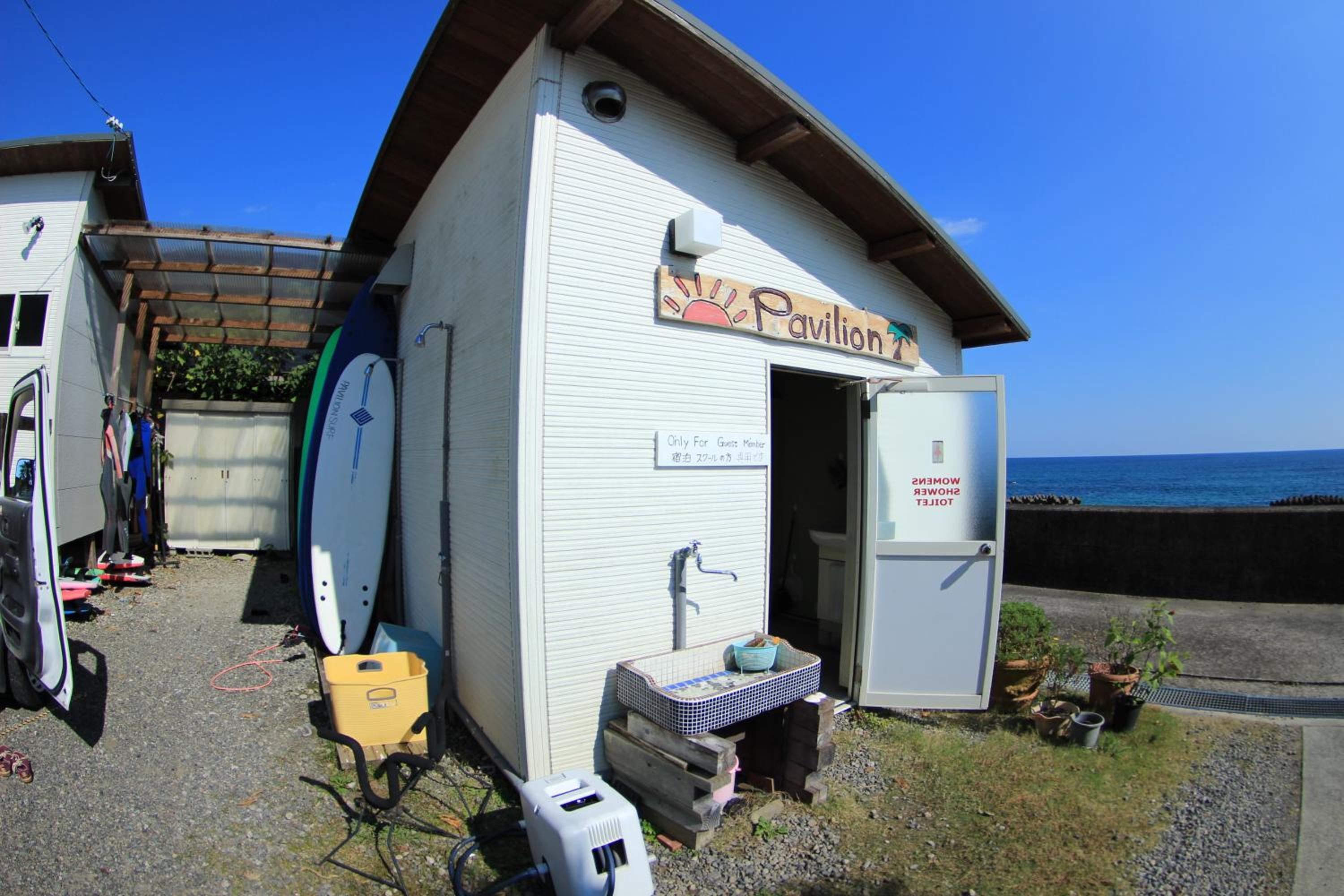 PavilionSurf&Lodge view 2