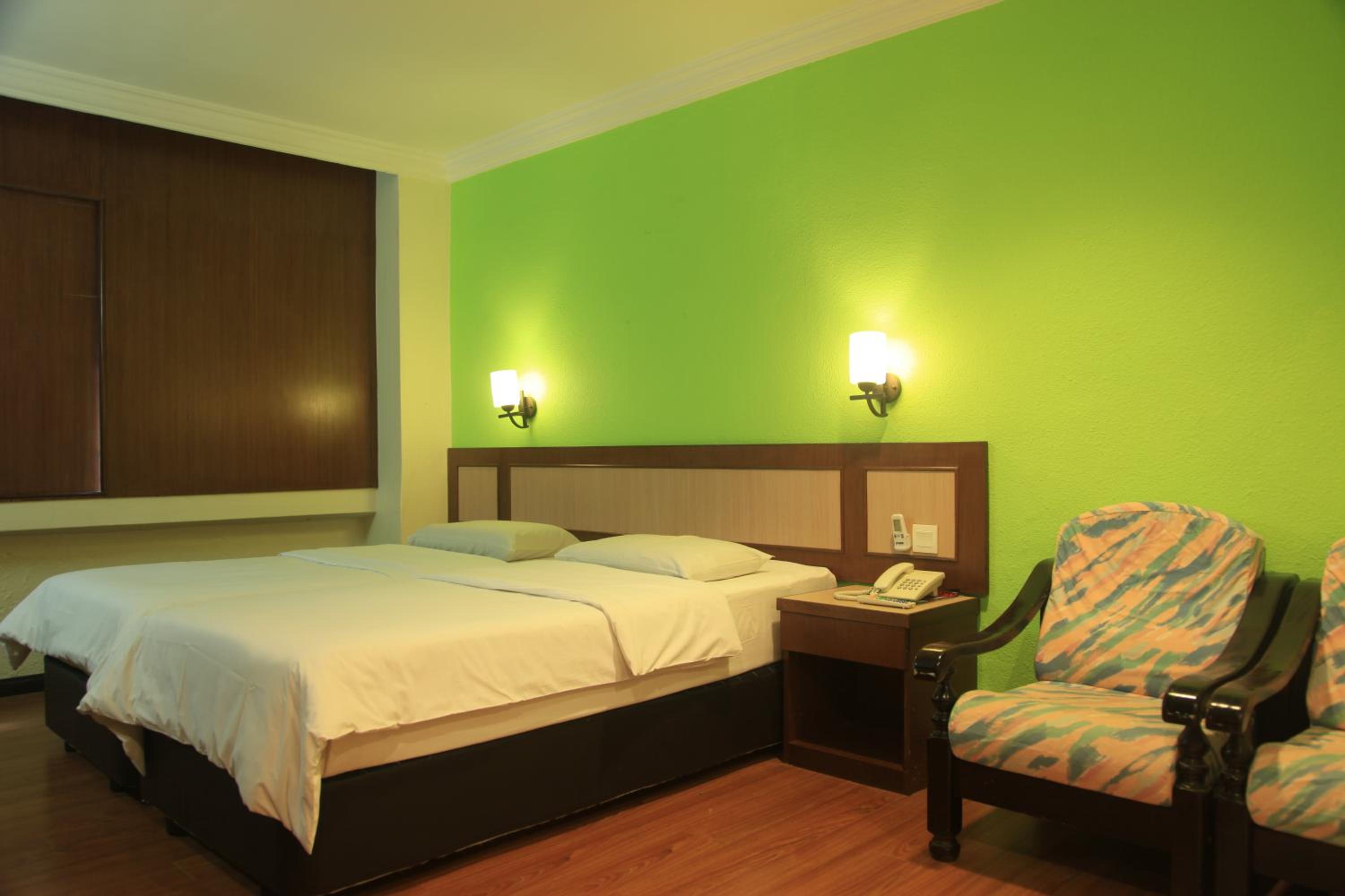 The Inn Hotel - Image 4