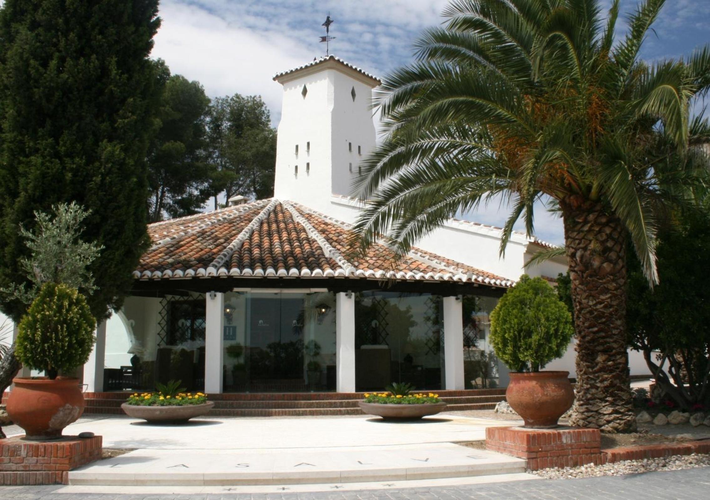 Hotel & Spa La Salve - Image 1