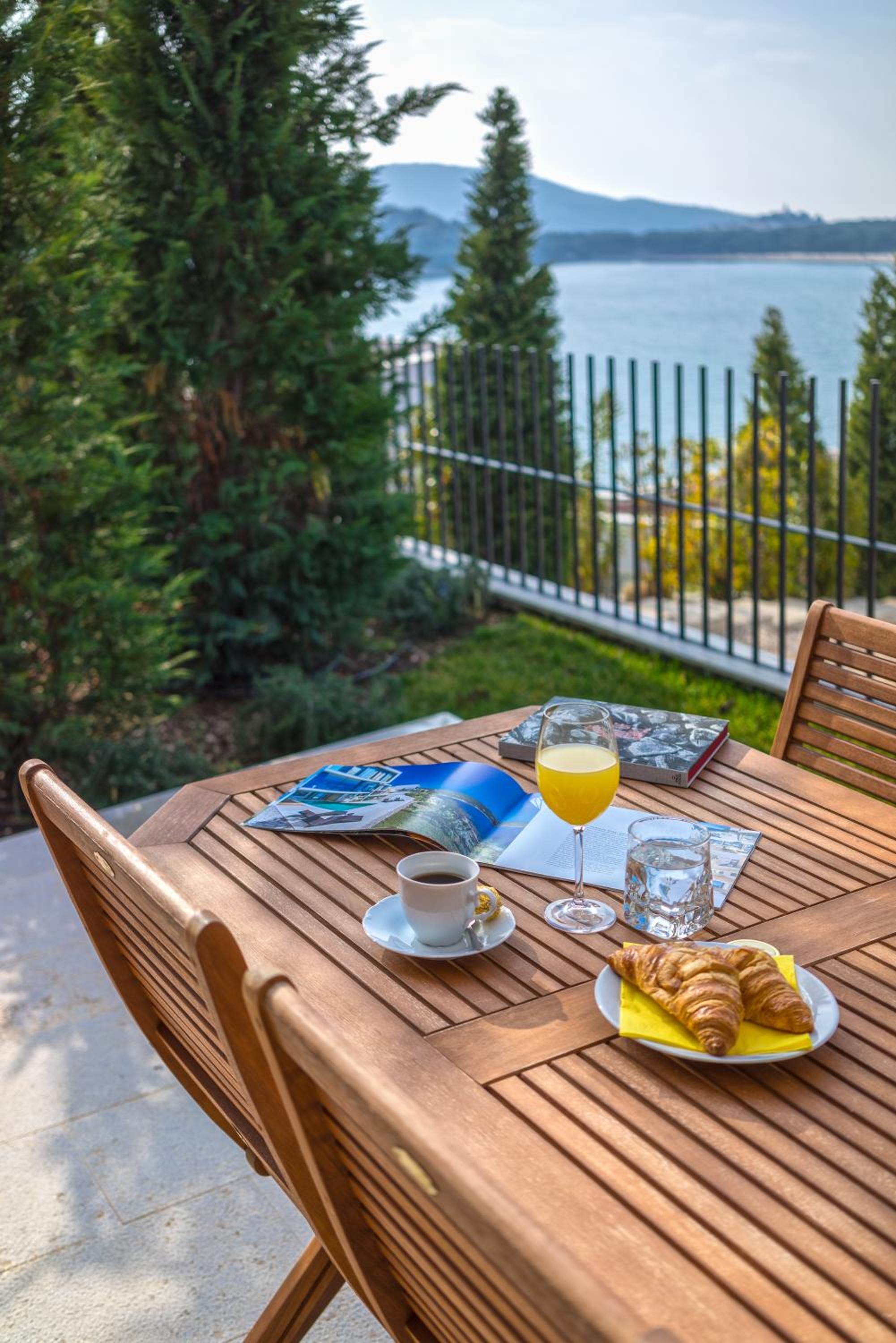 Golden Rays Luxury Villas & Apartments