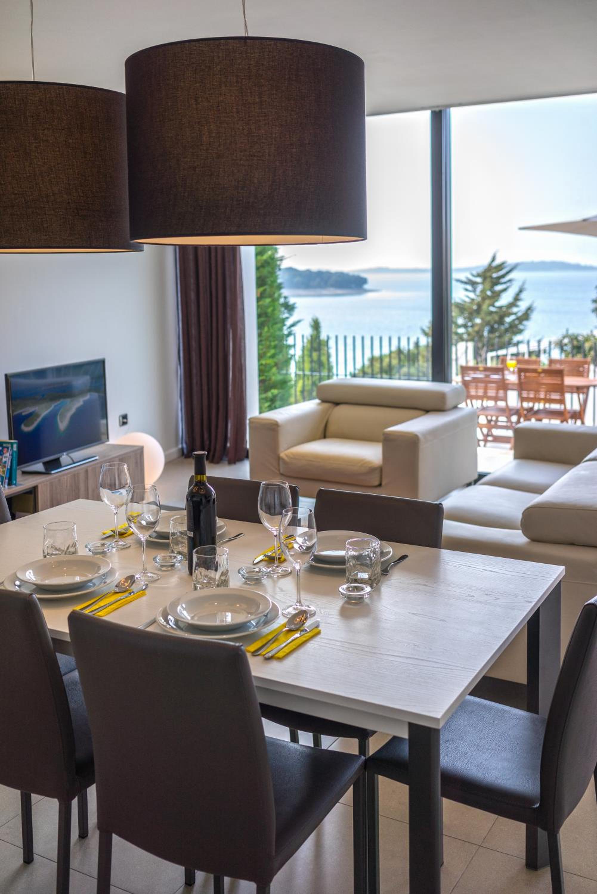 Golden Rays Luxury Villas & Apartments