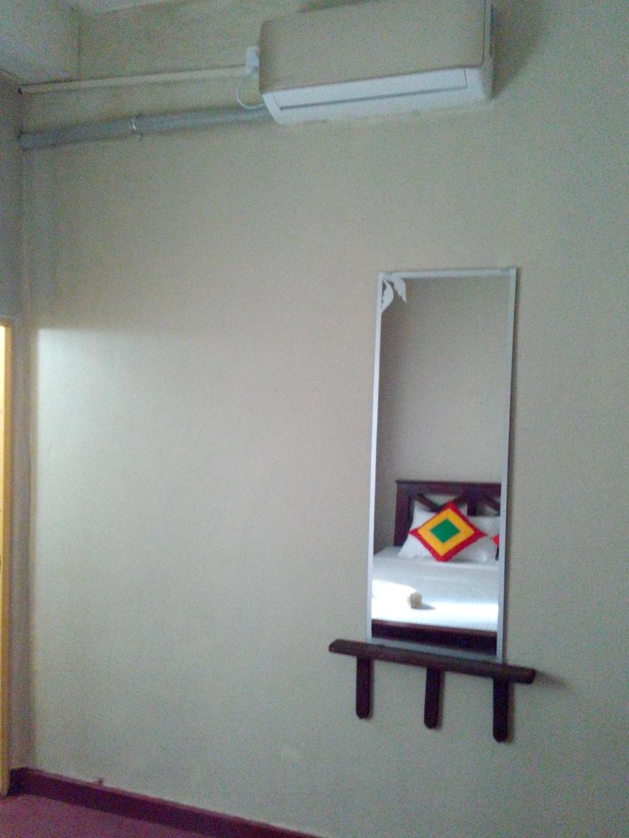 Photo 32