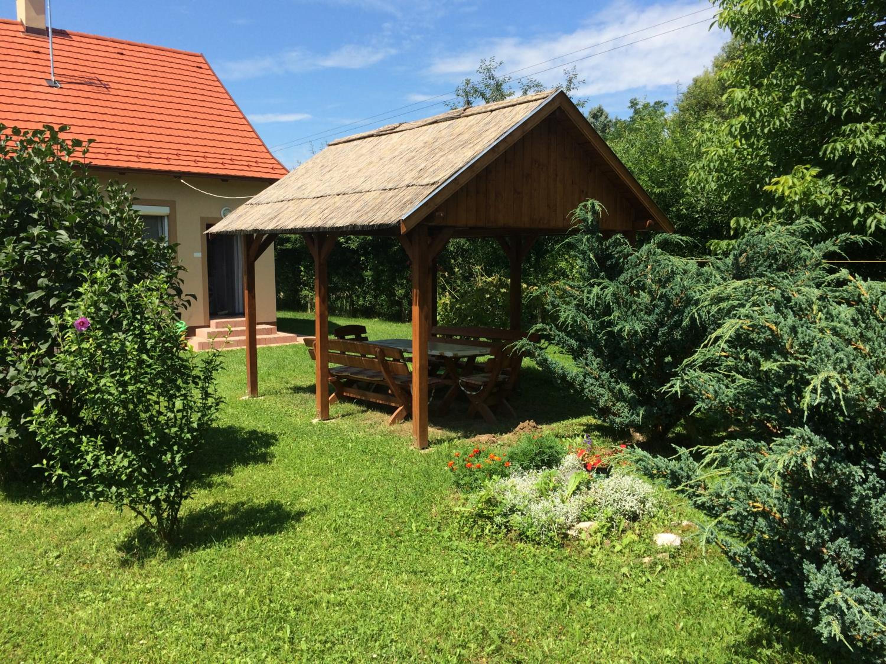 Kislőd Apartman view 4