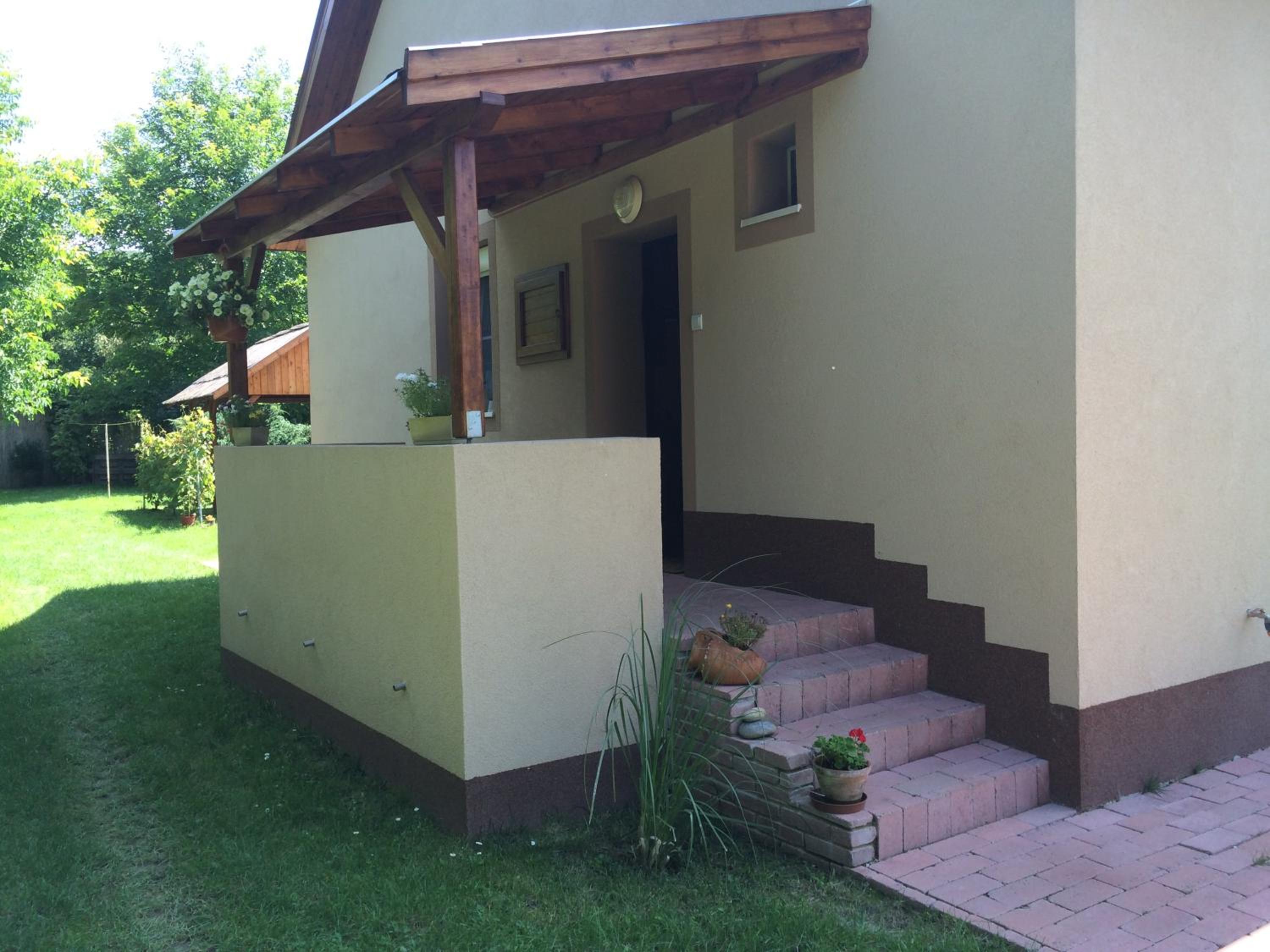 Kislőd Apartman view 5