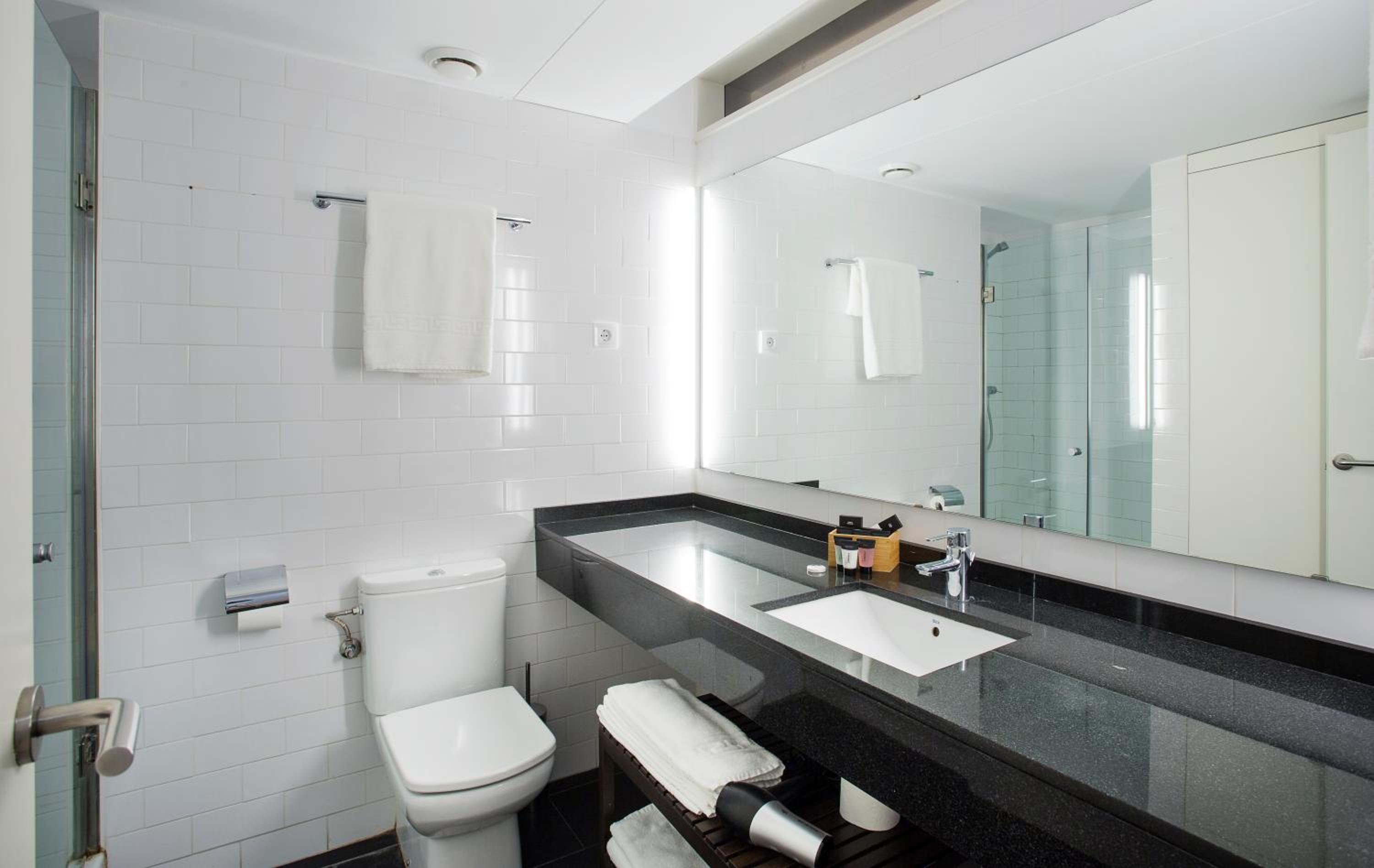 Durlet Beach Apartments