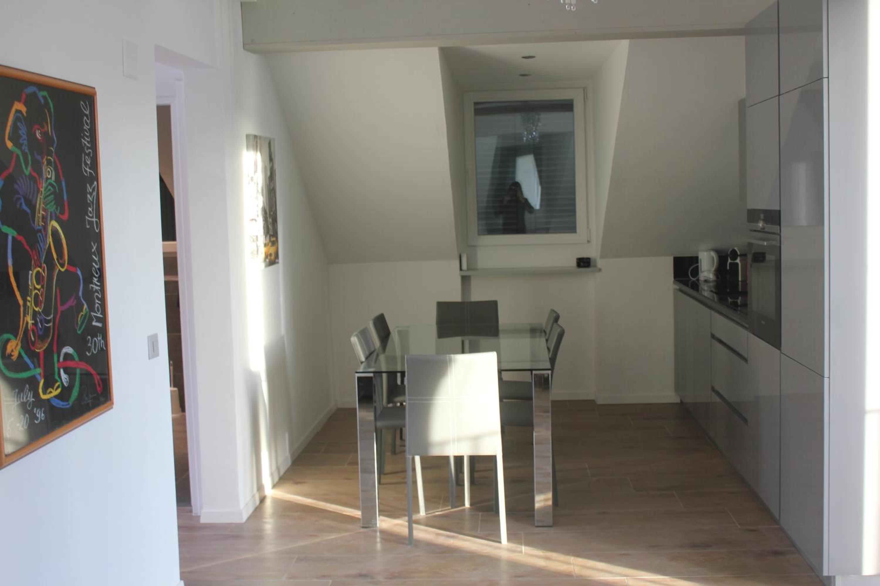 Montreux Vacations - New appartment Design Montreux - Property Image 3