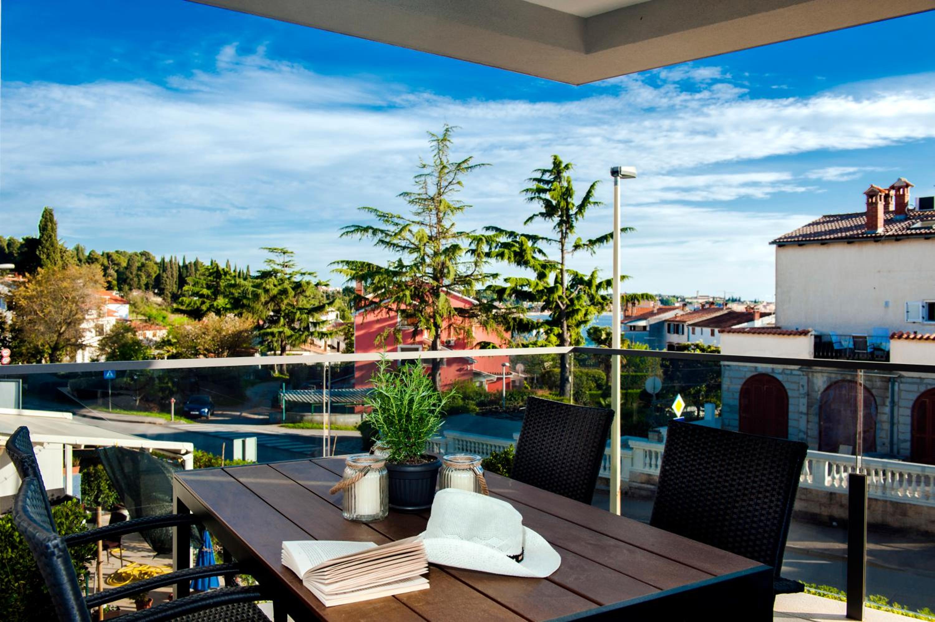 Sunset Luxury Apartment view 2