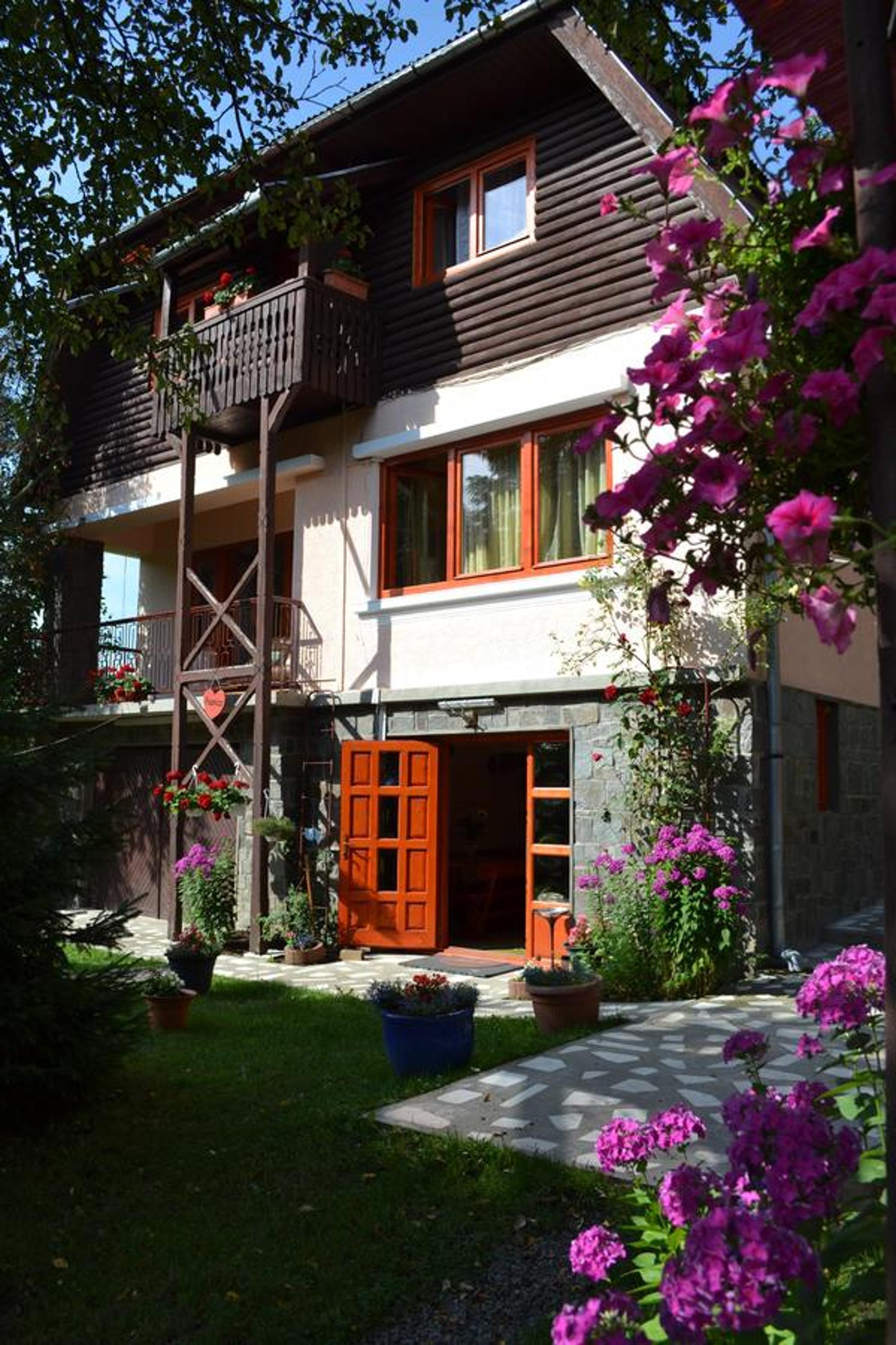 Casa Camelia view 2