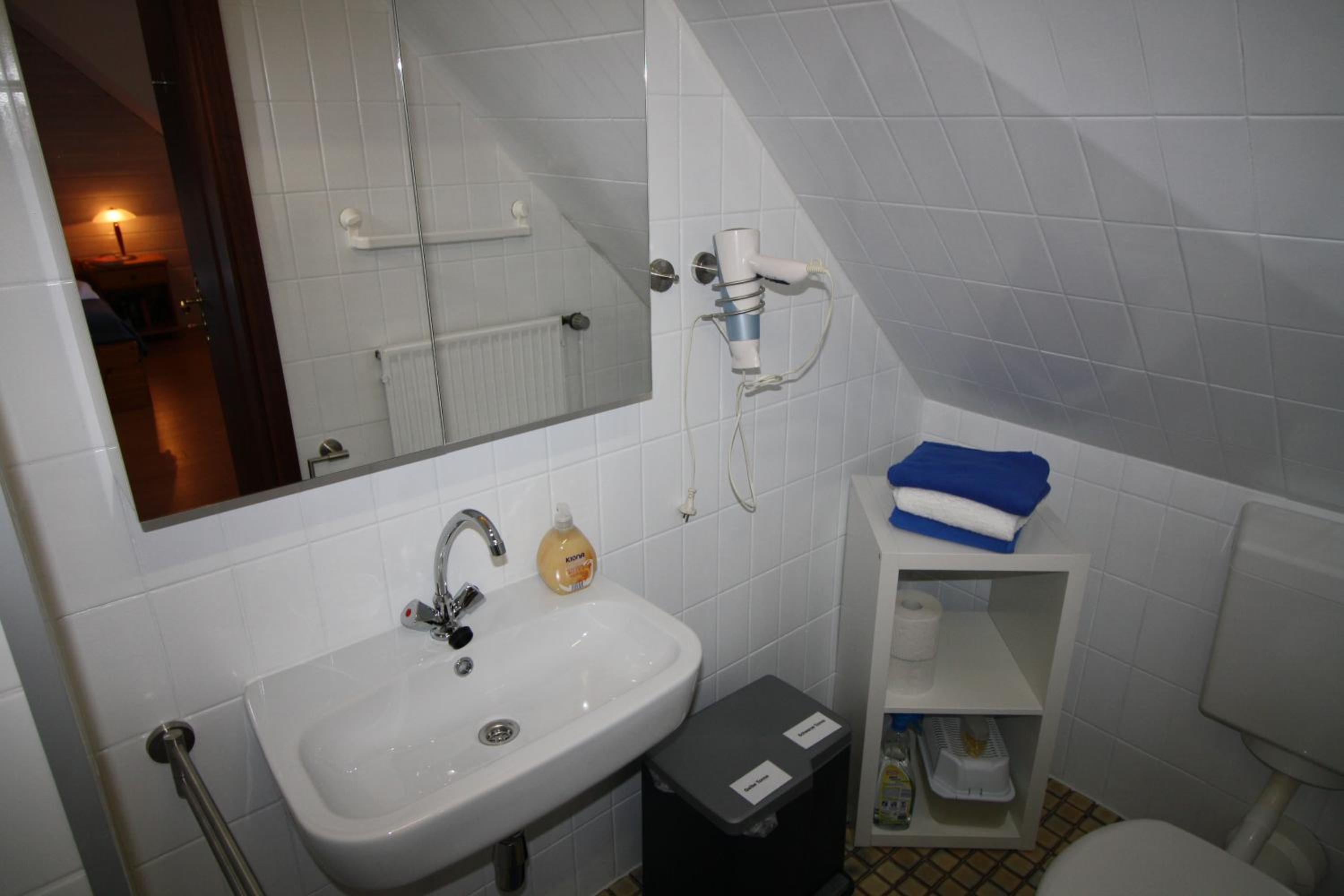 Photo 33