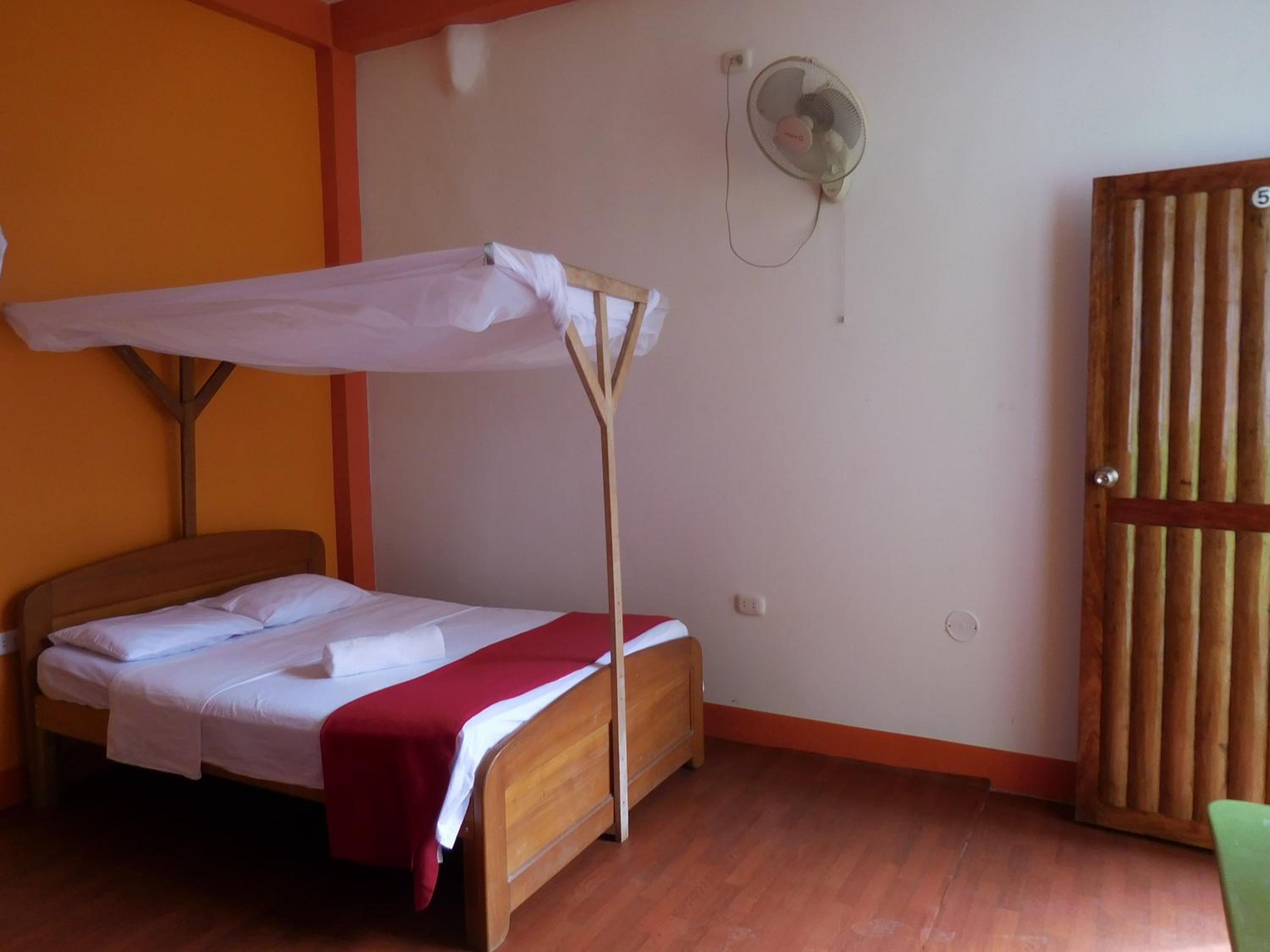 Tambopata Hostel