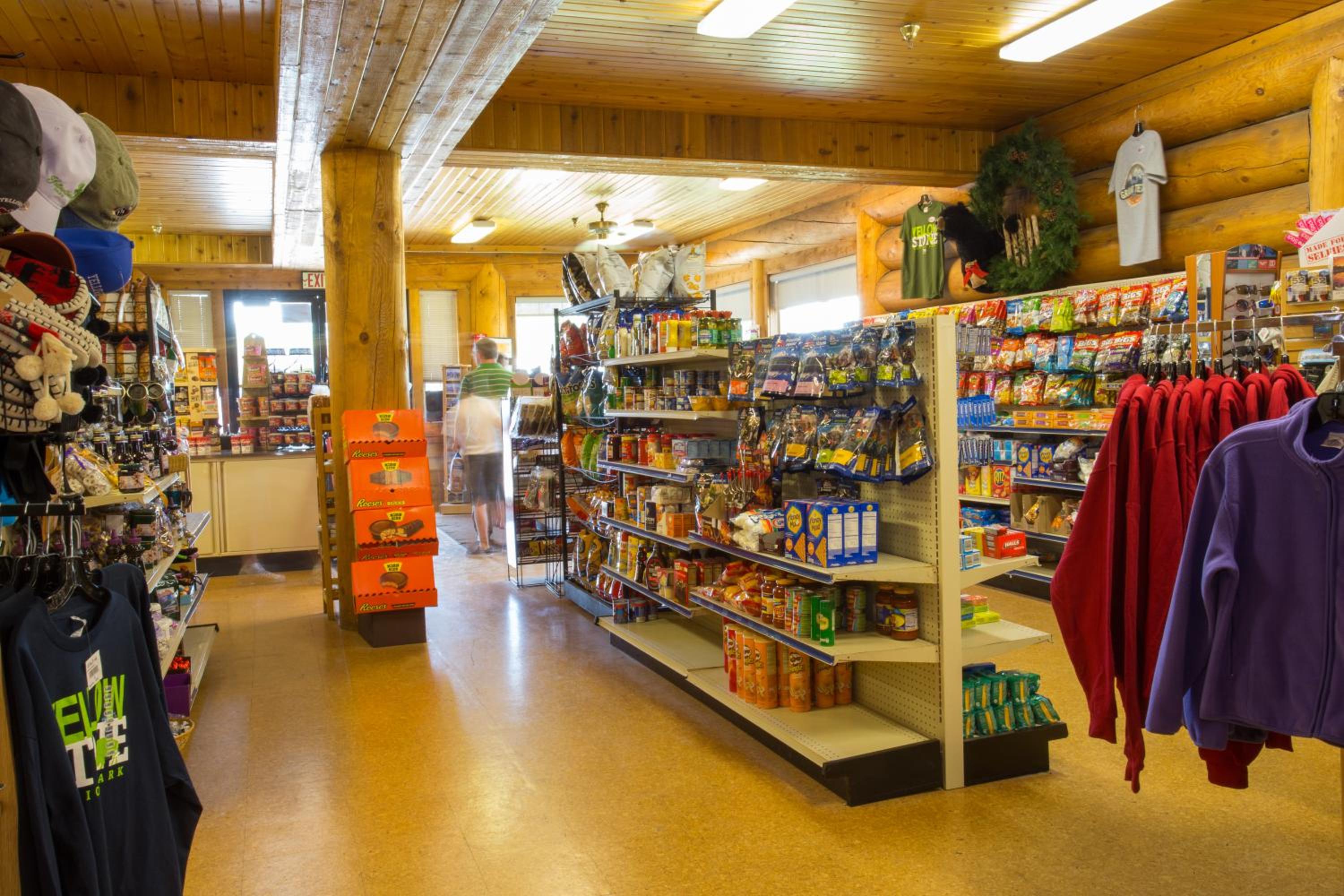 Moran Vacations - Headwaters Lodge  Cabins at Flagg Ranch - Property Image 1