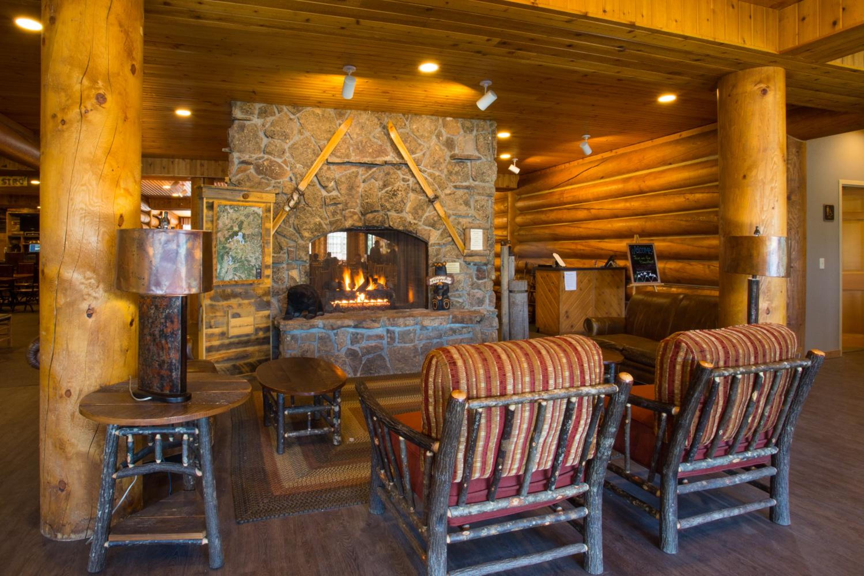 Moran Vacations - Headwaters Lodge  Cabins at Flagg Ranch - Property Image 22