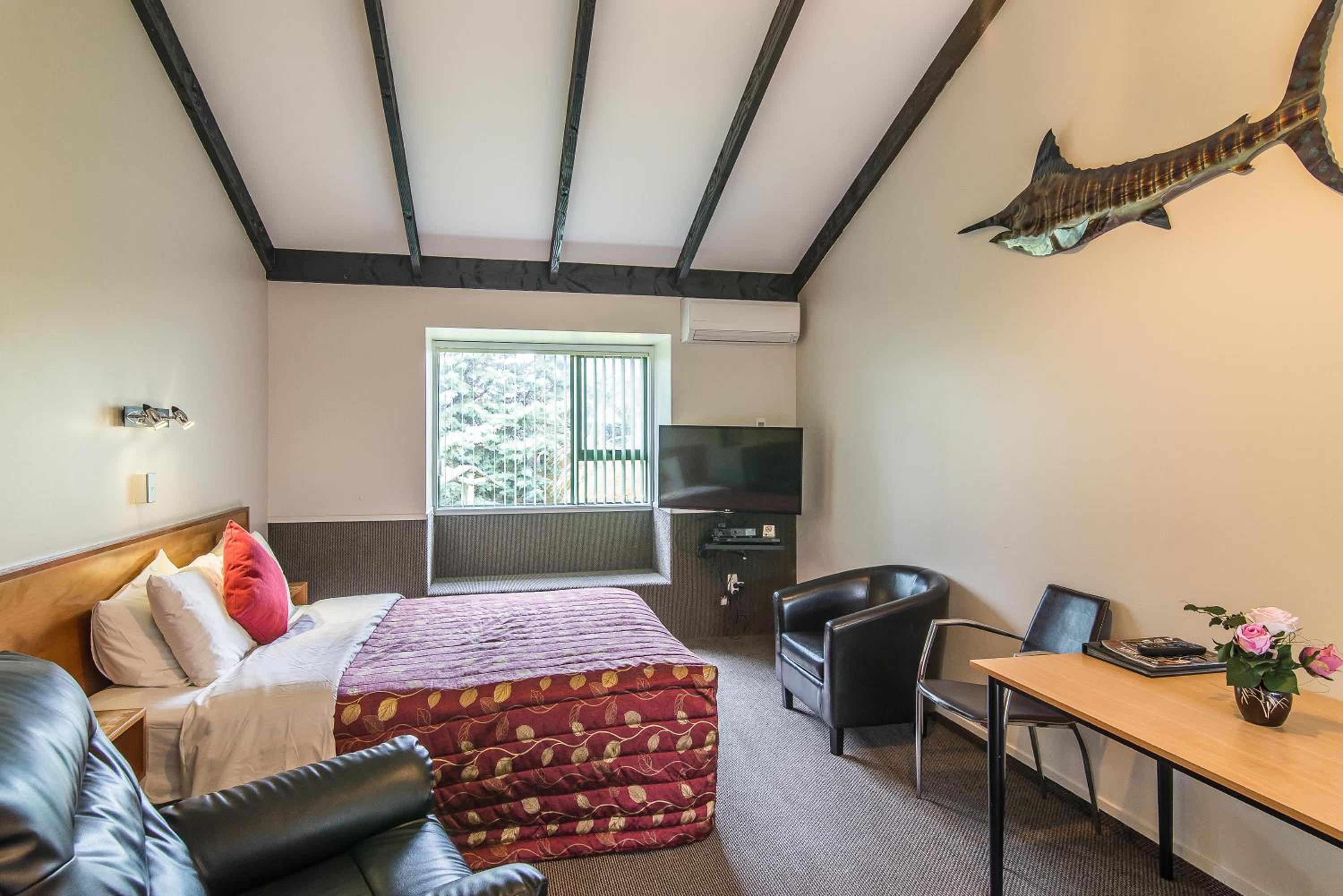 Avana Suites