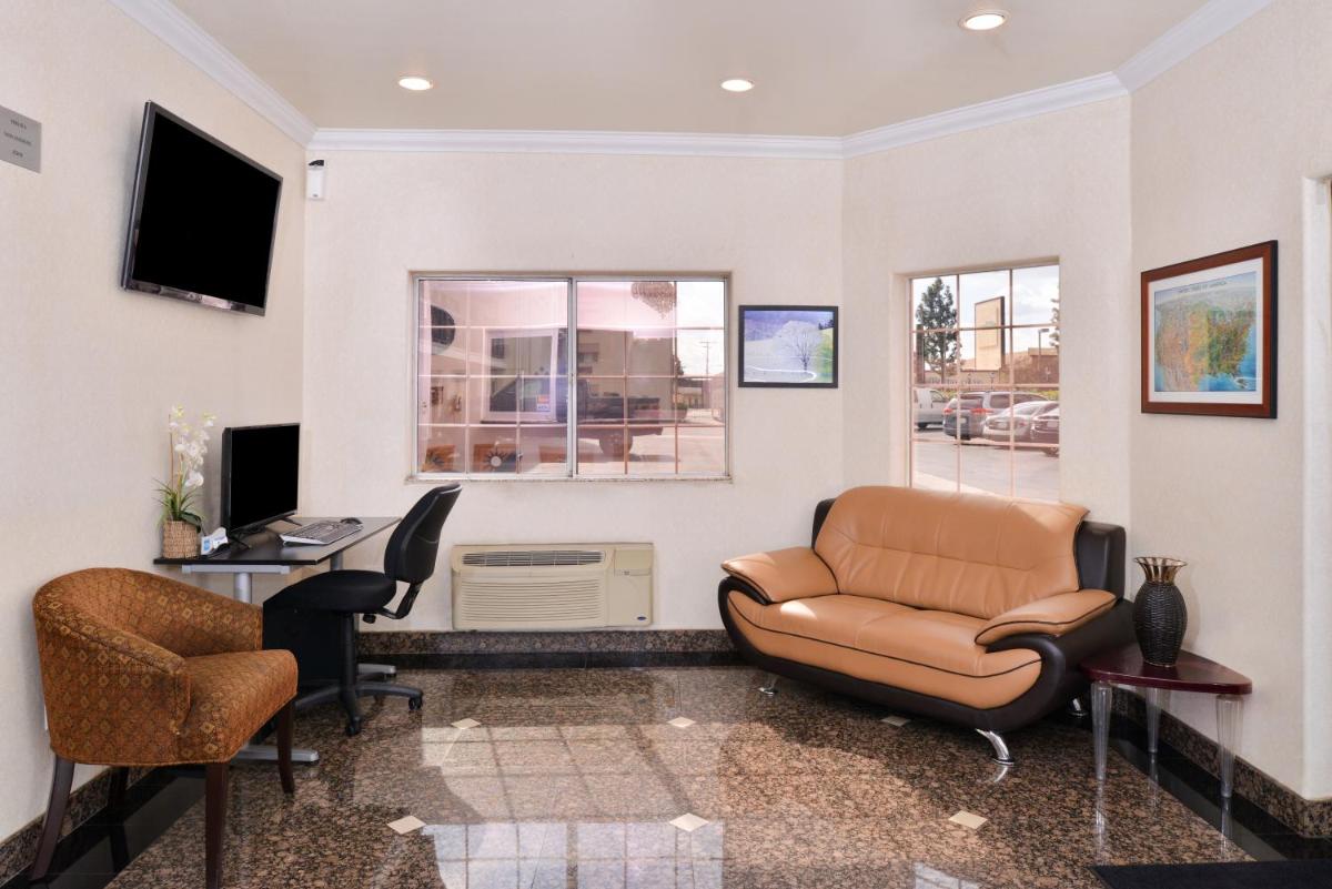 hotel reception