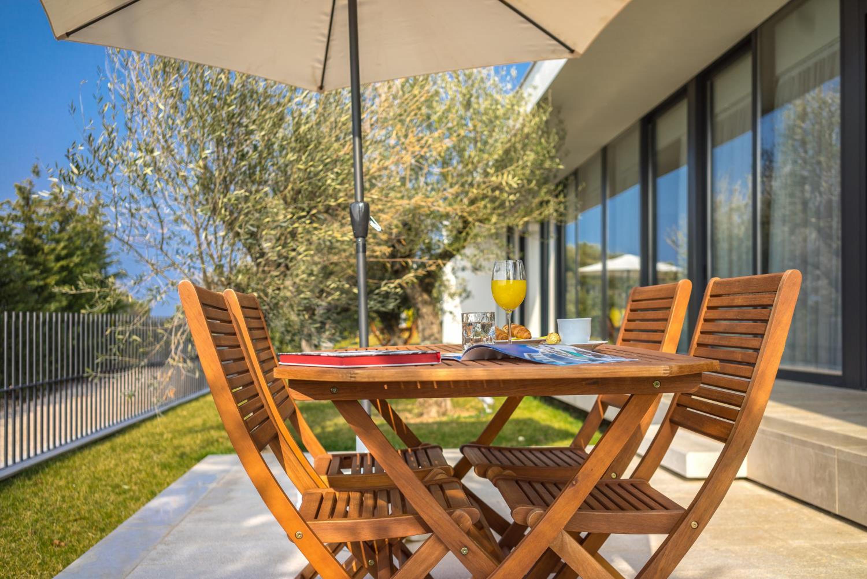 Golden Rays Luxury Villas & Apartments