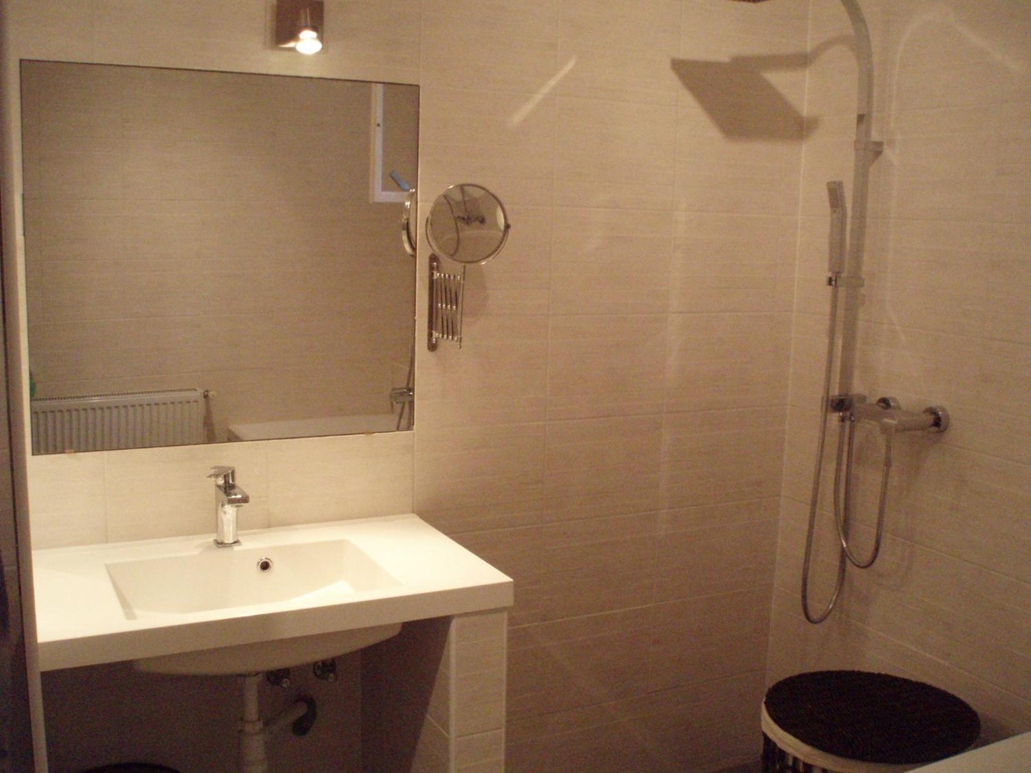 Tisch Vendégház view 5