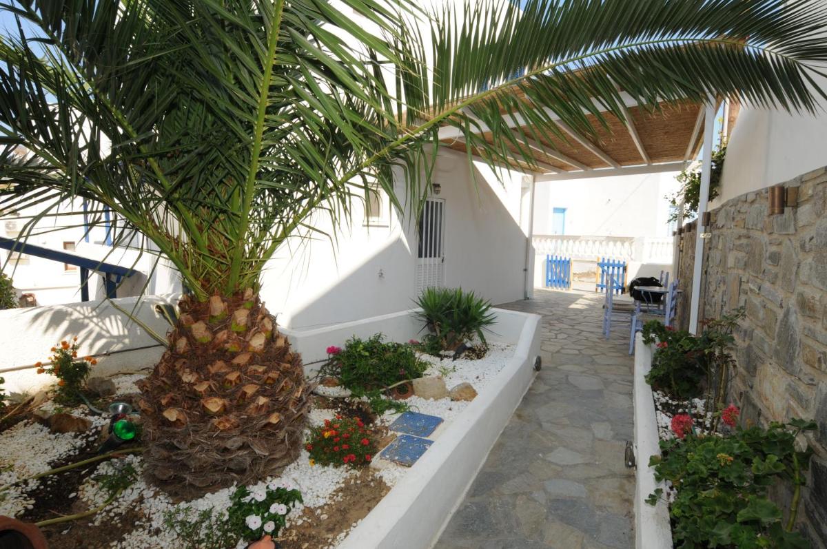 outdoor BBQ area