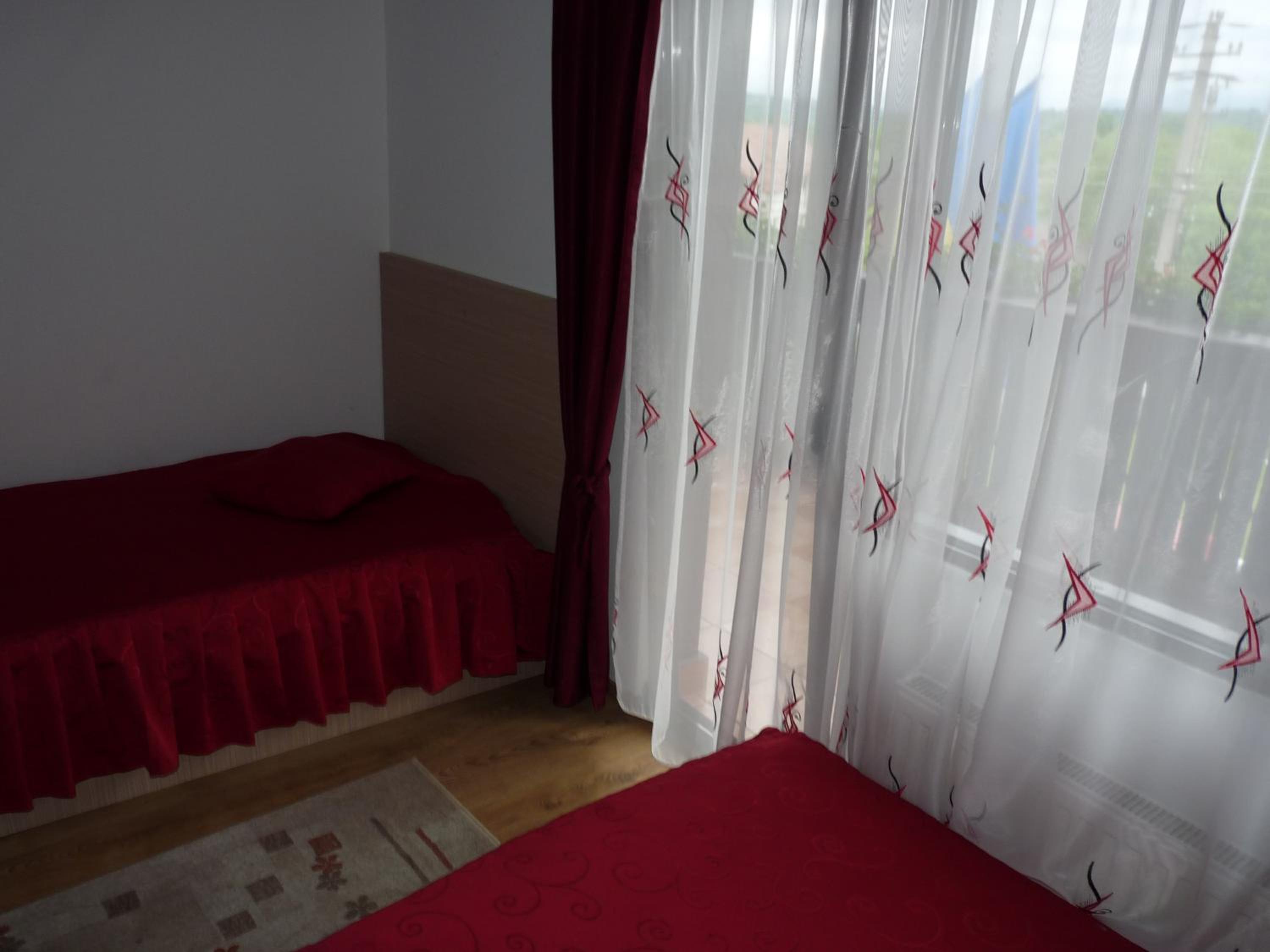 Photo 48