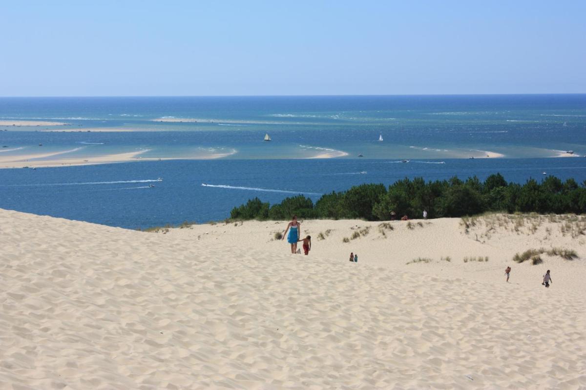 Le Chai O Soleils view 2