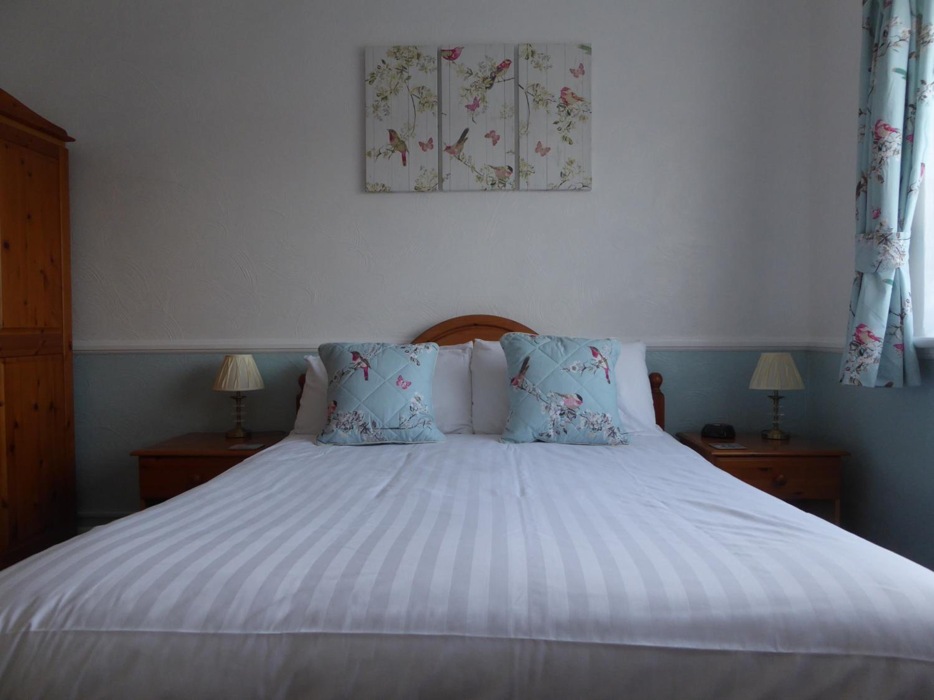 Sandown Vacations - The Denewood - Property Image 4