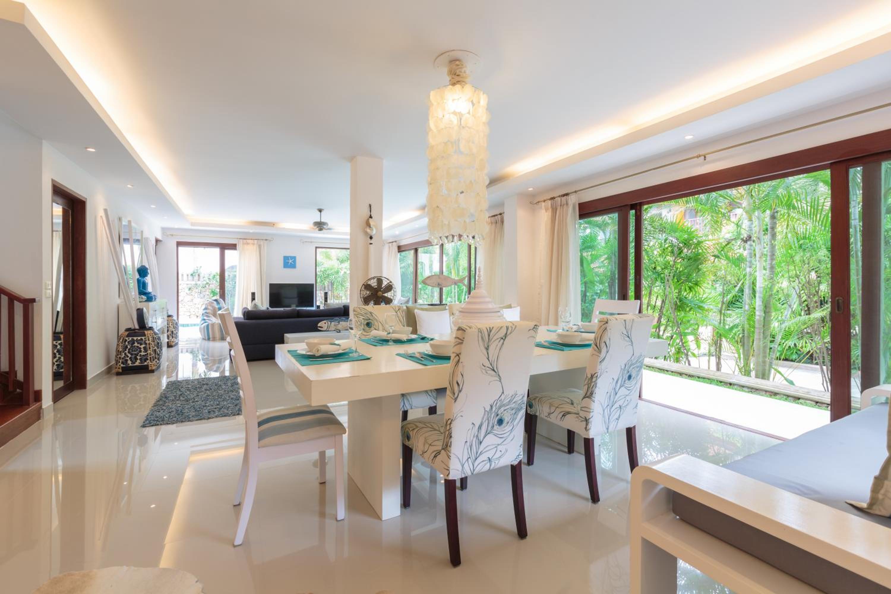 Baan Fah Sai 4BR Private Pool Near Bang Kao Beach