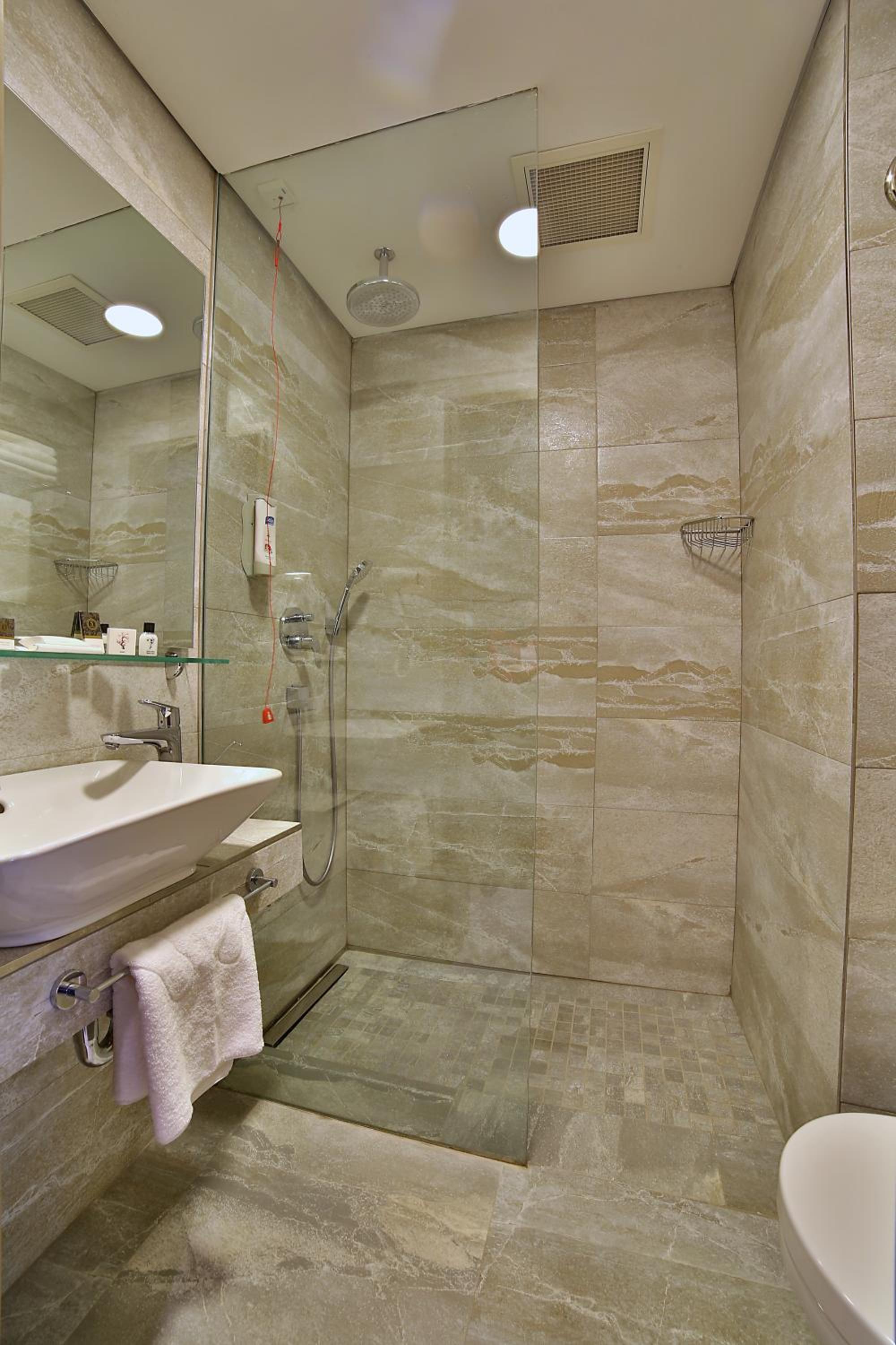 The Tango Otel İstanbul - Image 12