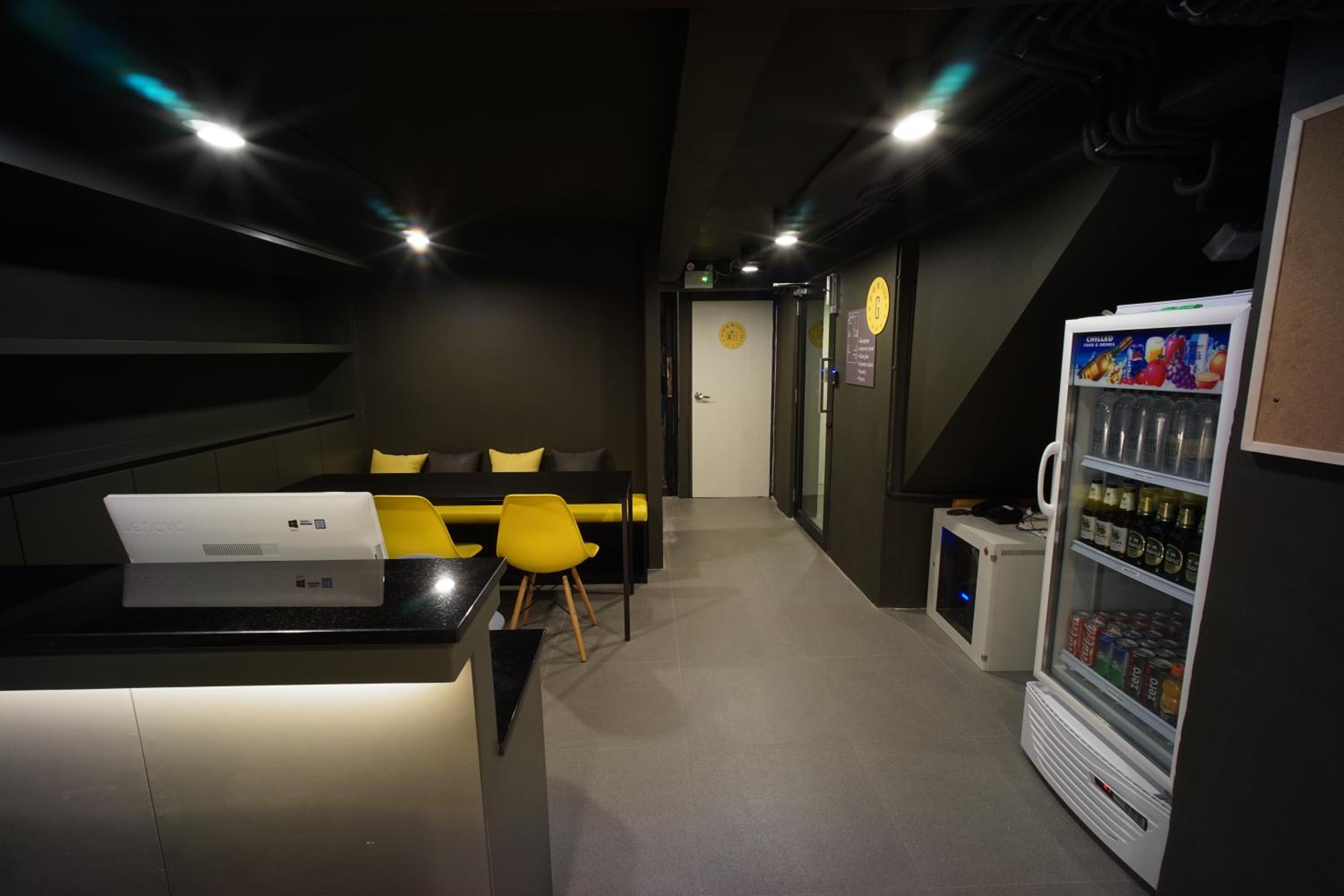 BRB Hostel Bangkok Silom