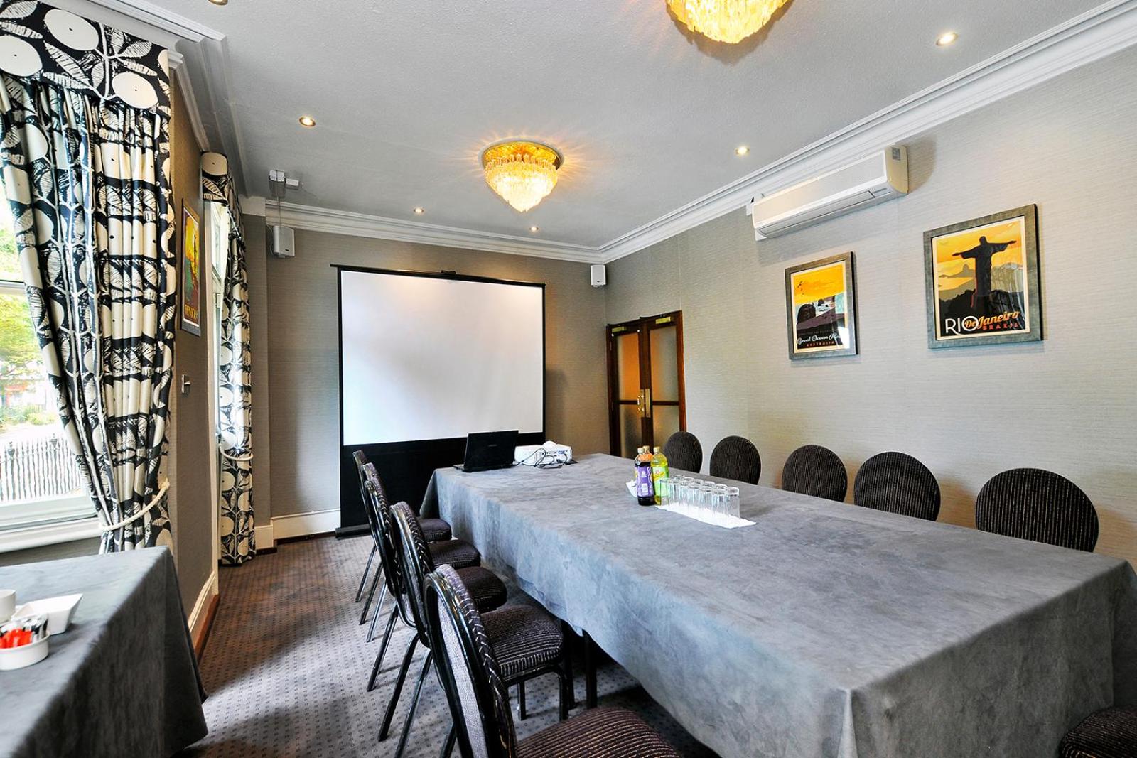 Worthing Vacations - Ardington Hotel - Property Image 8