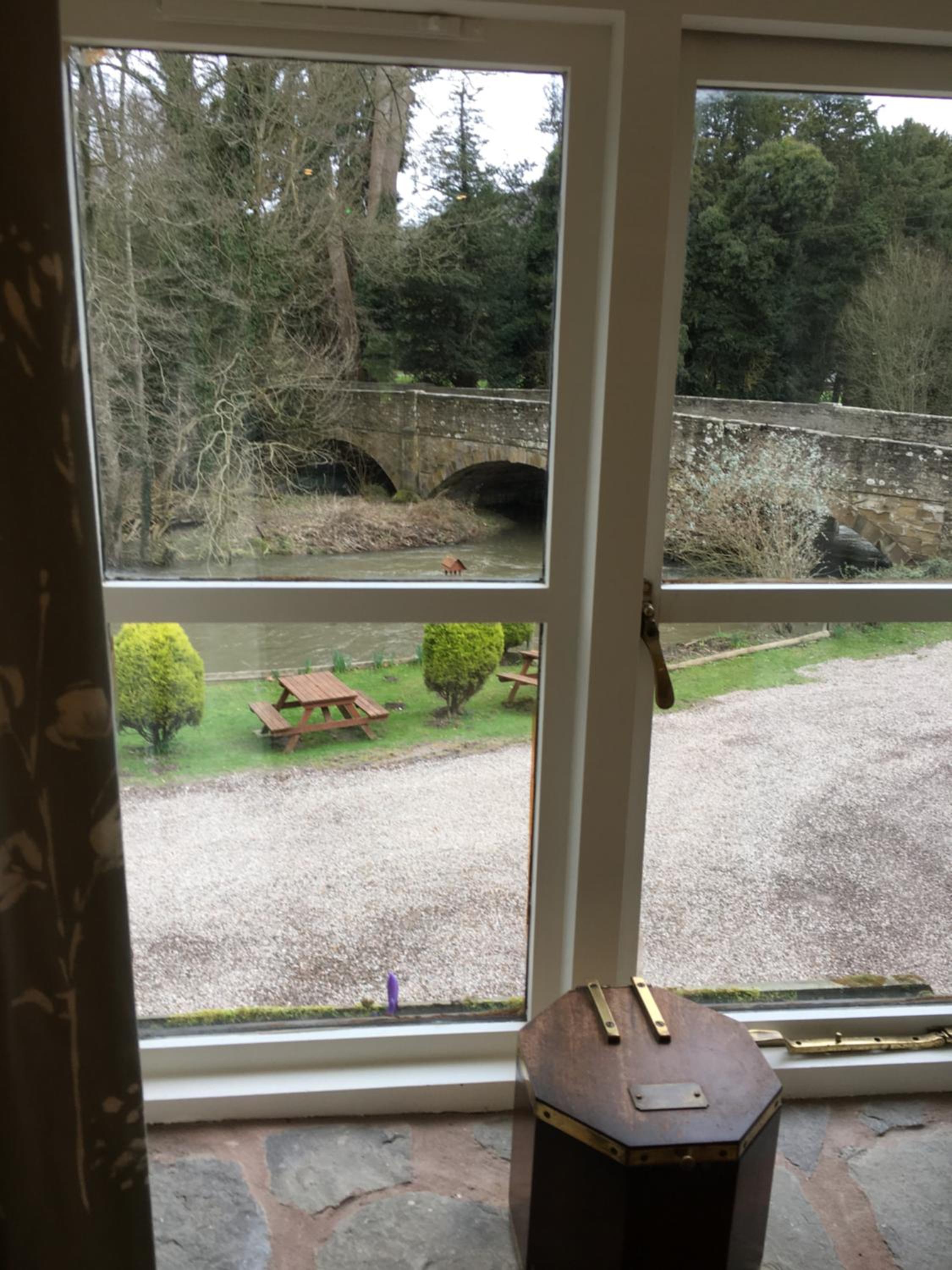 Riverside Inn, Aymestrey view 4