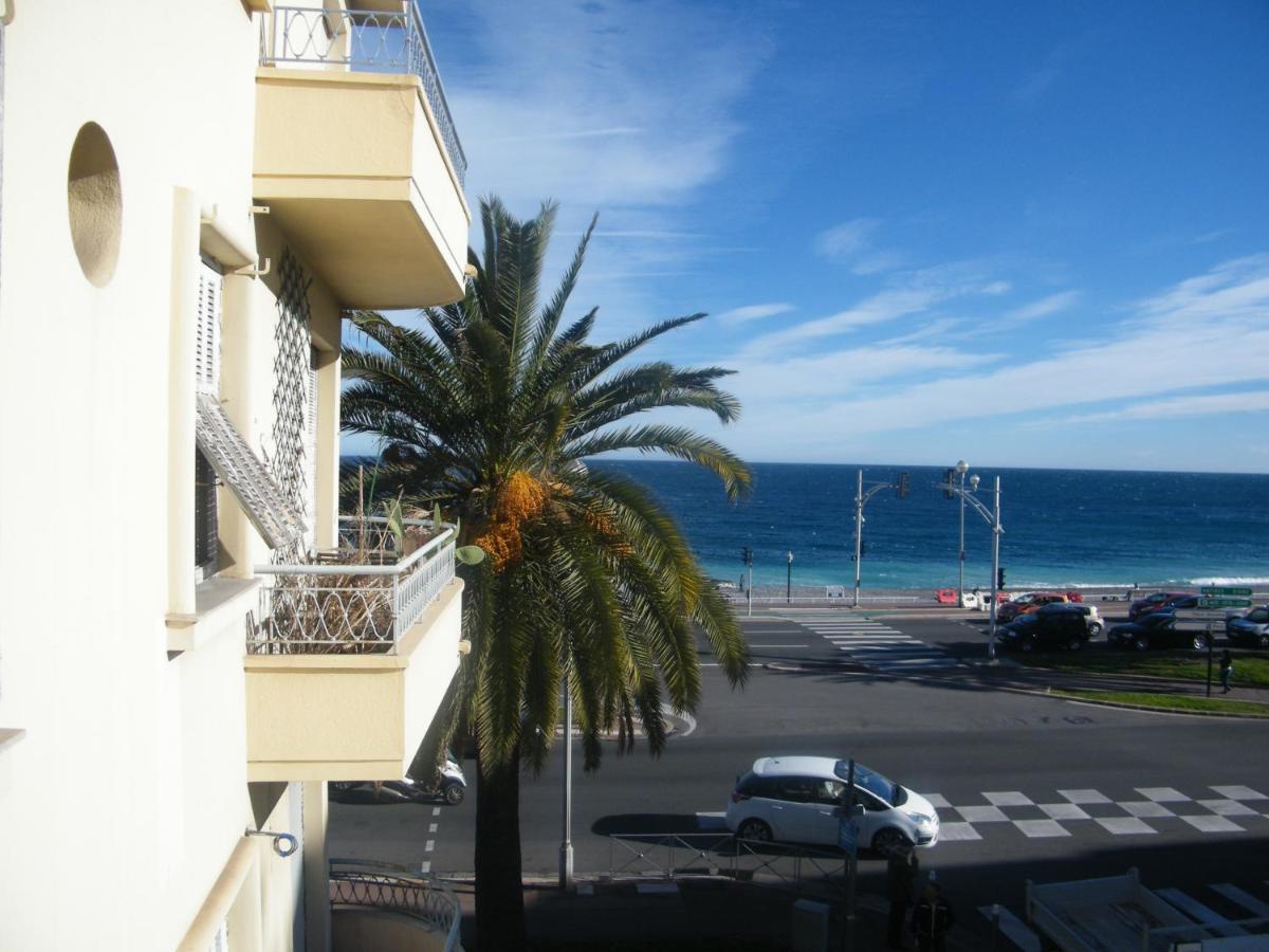 Palais HenriIV photo 2