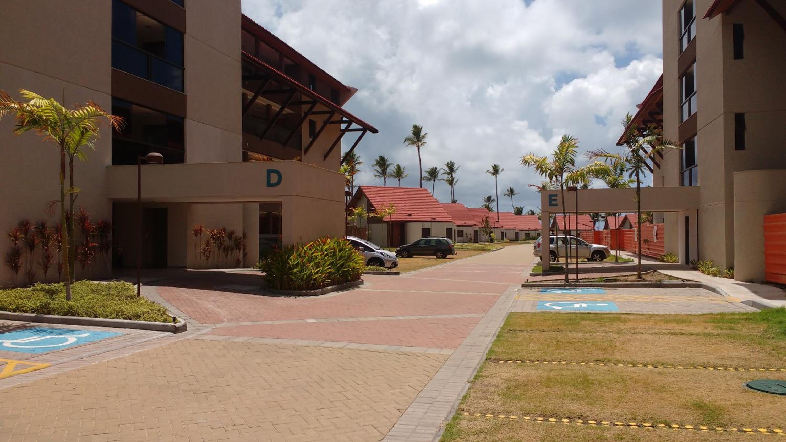 Oka Beach Residence flat Térreo - Muro Alto - Porto de Galinhas - 104D