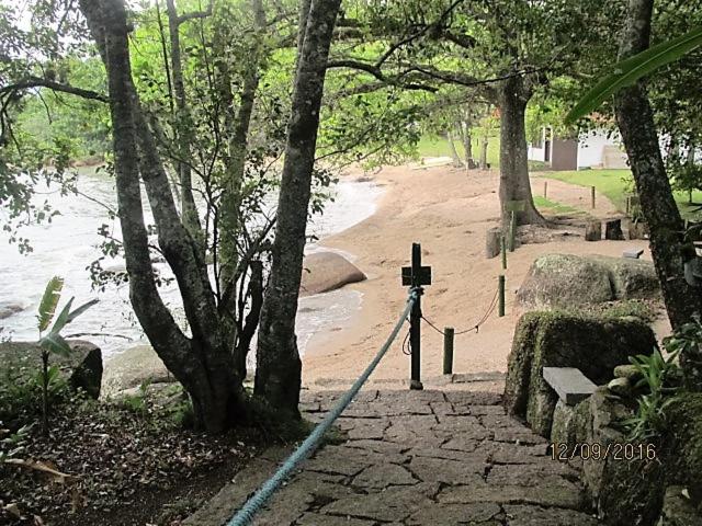 Praia Recanto das Pedras