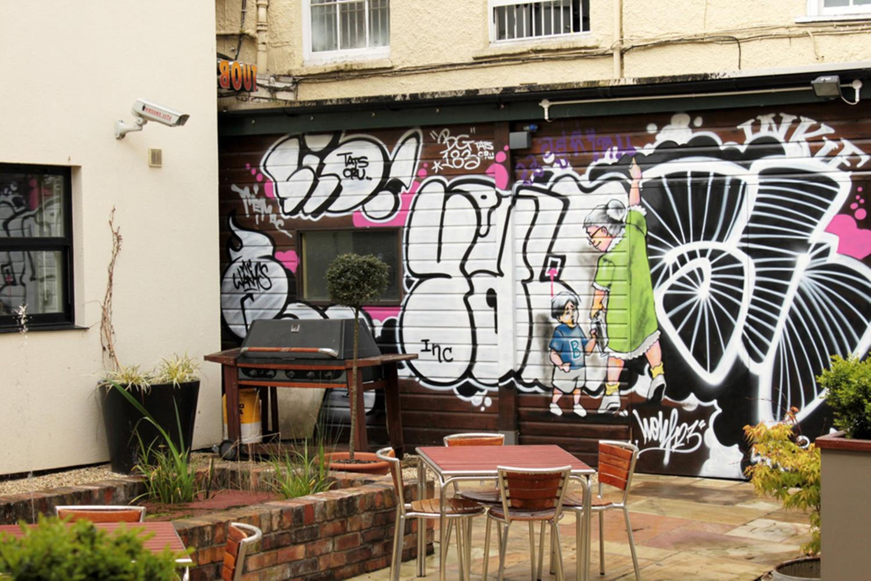 Photo 25