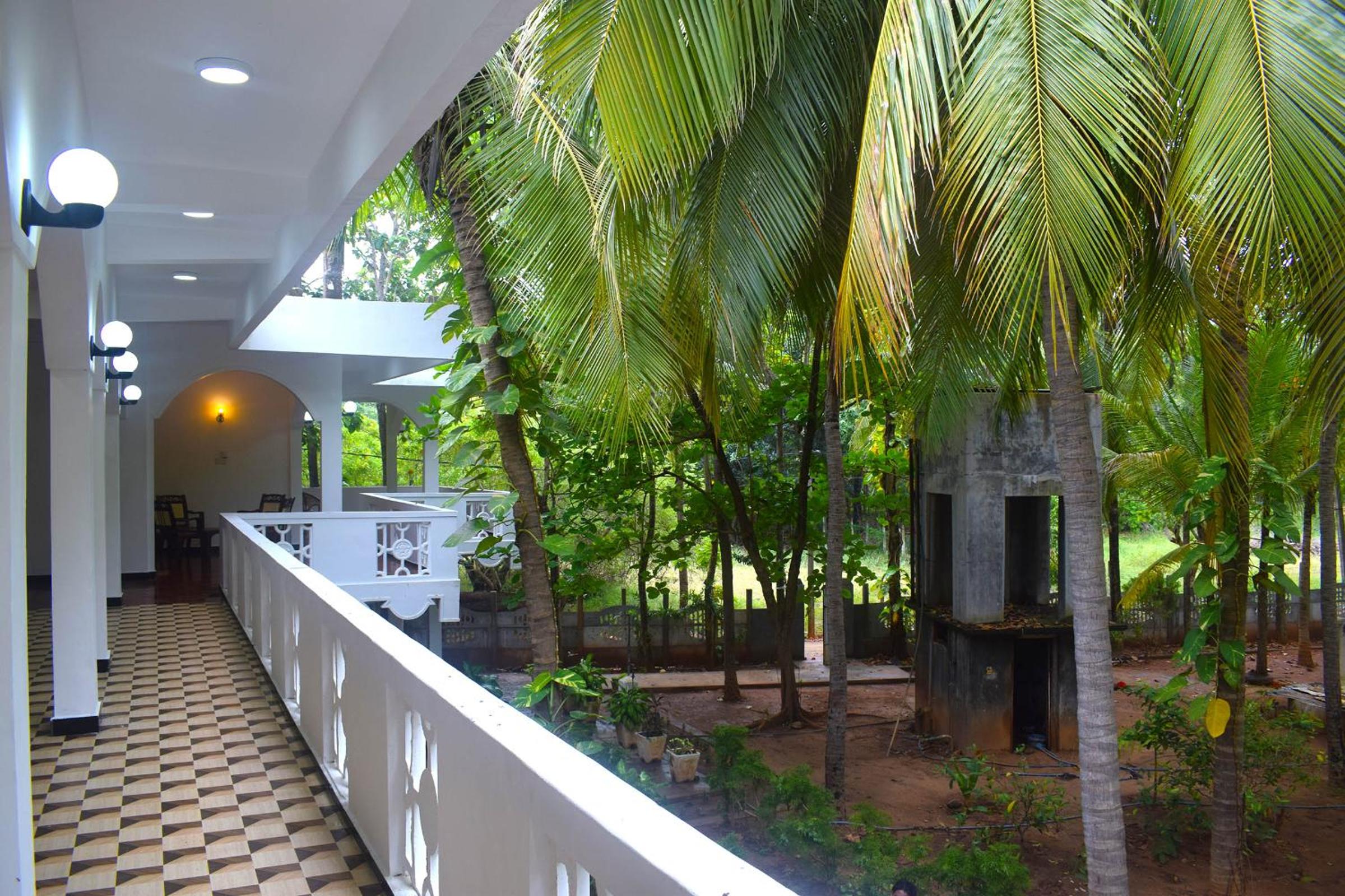 Palm Beach Resort by Yosha Guest