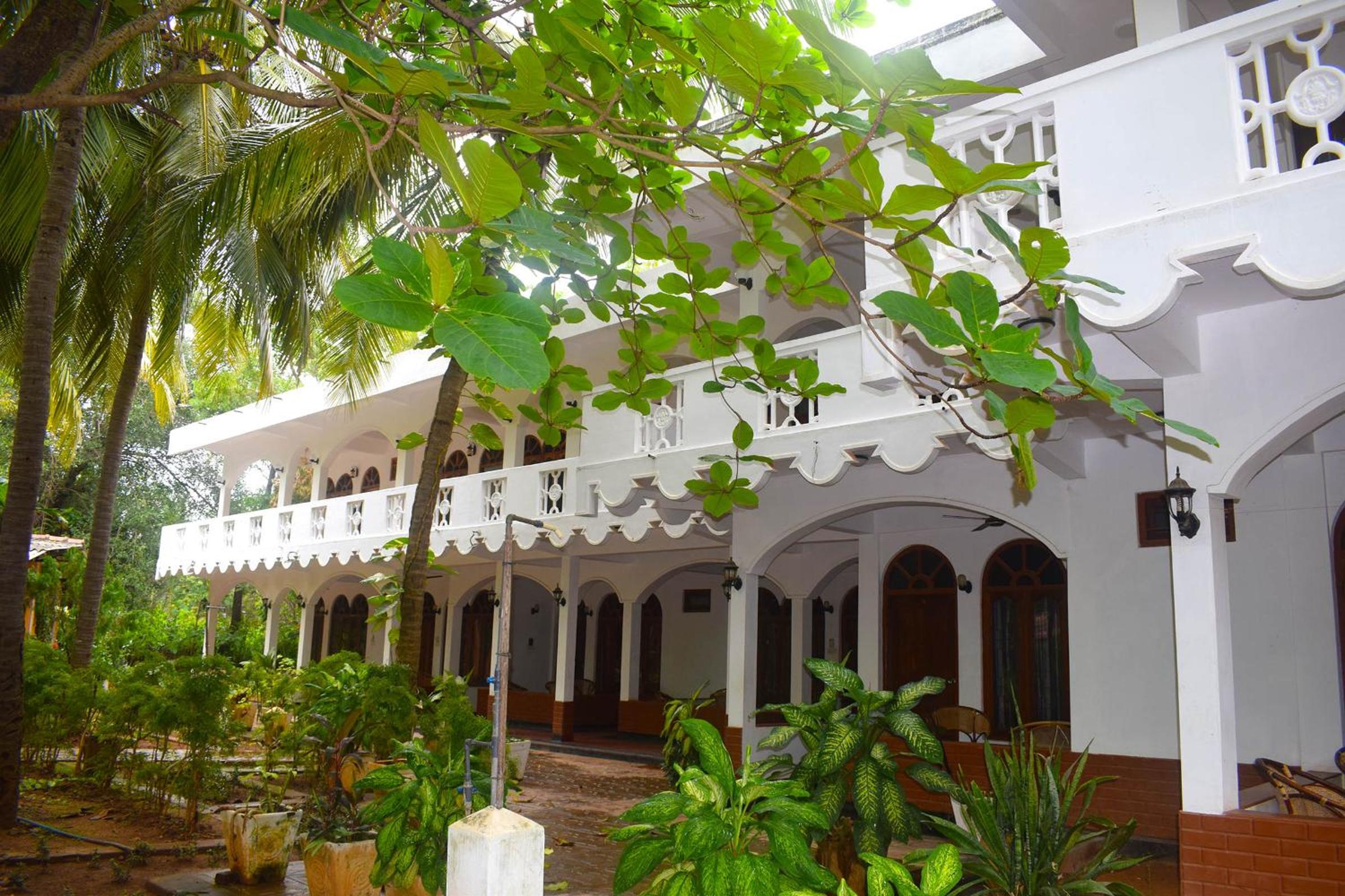Palm Beach Resort by Yosha Guest