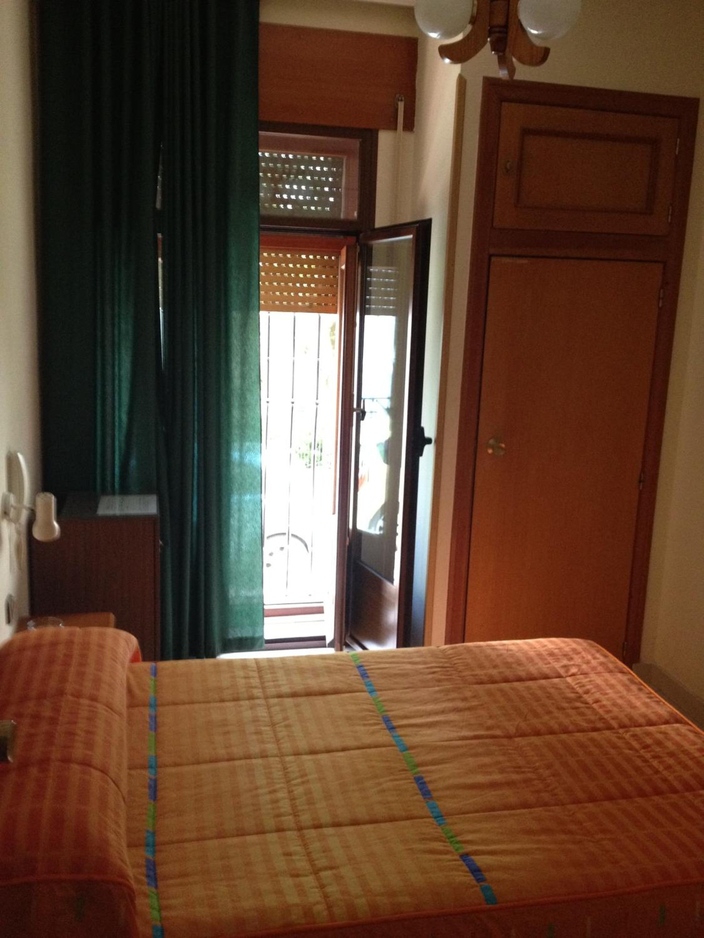 Hostal Cervantes
