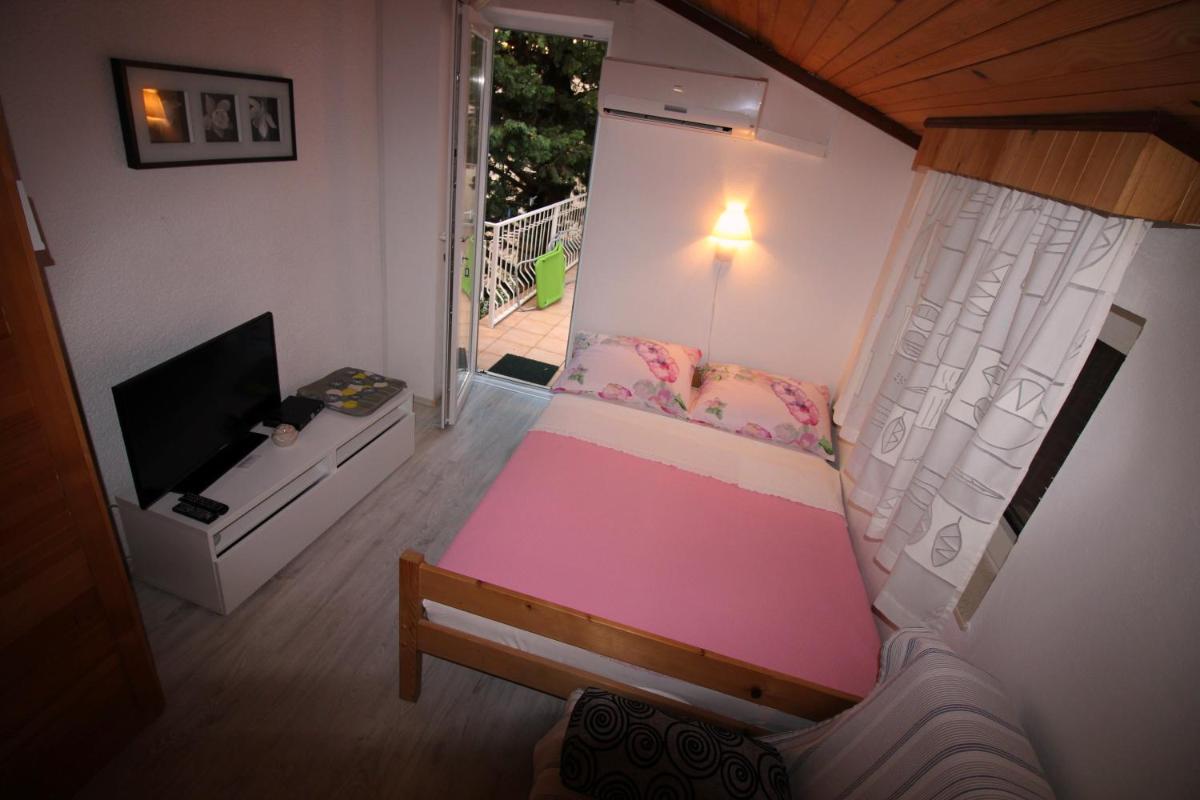 Photo 7