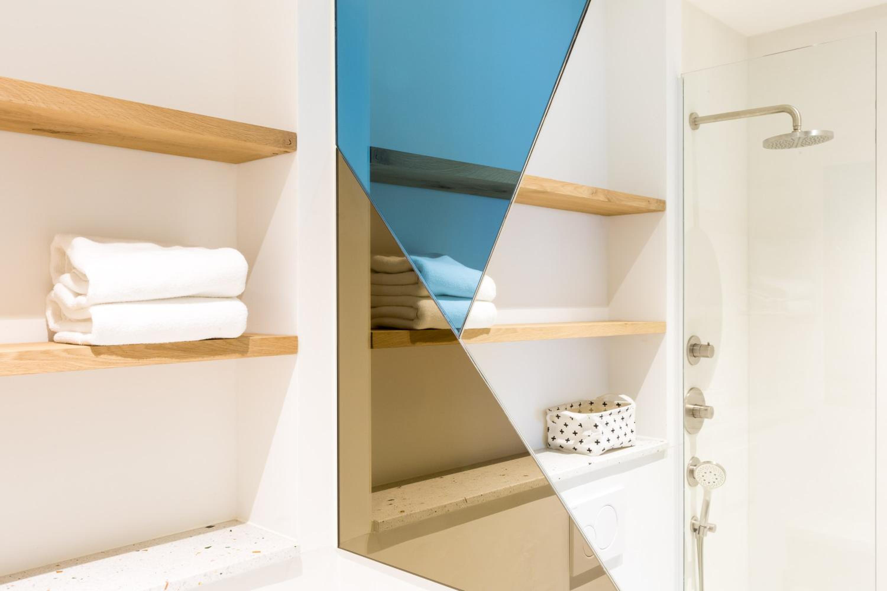 Kith & Kin Boutique Apartments