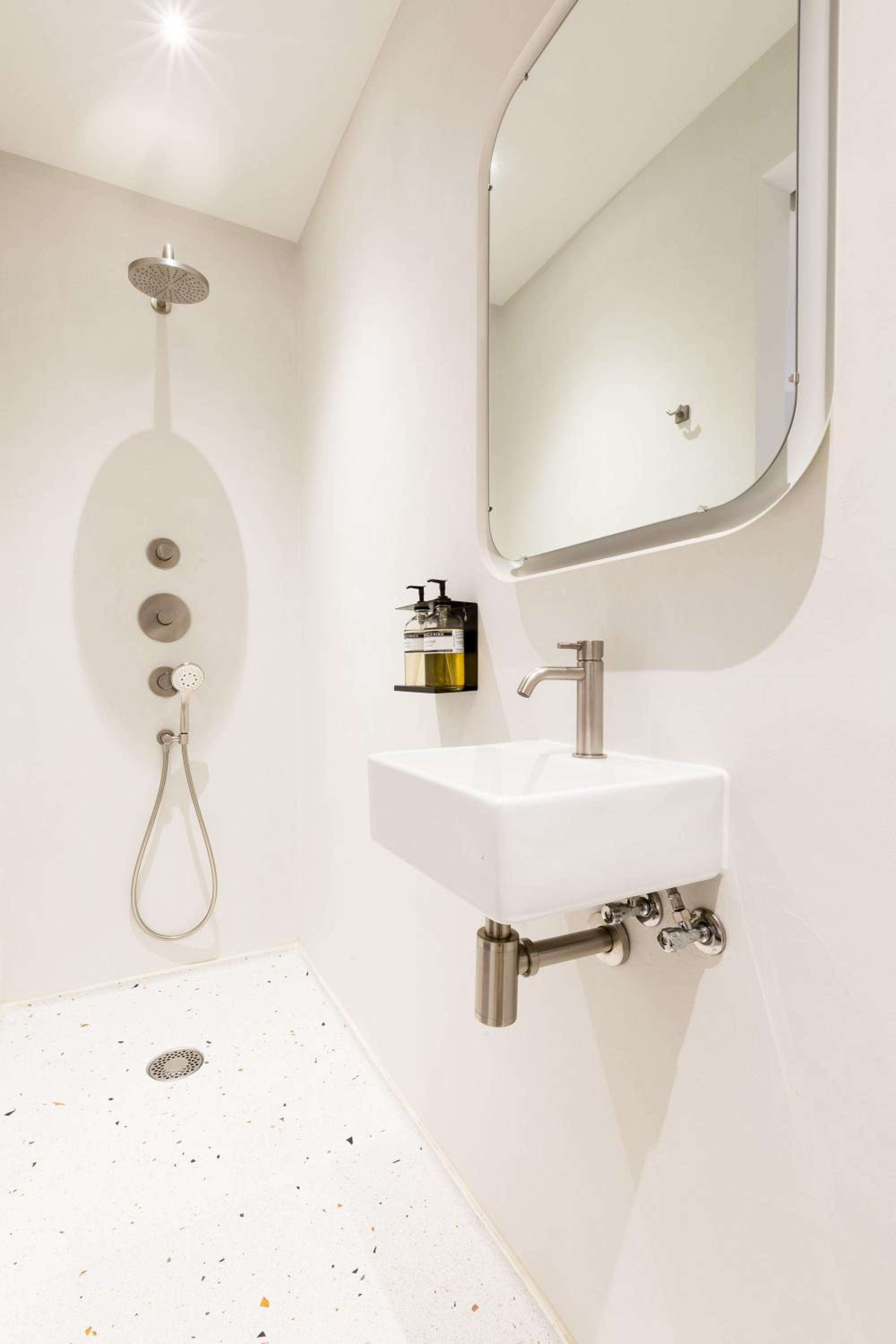 Kith & Kin Boutique Apartments