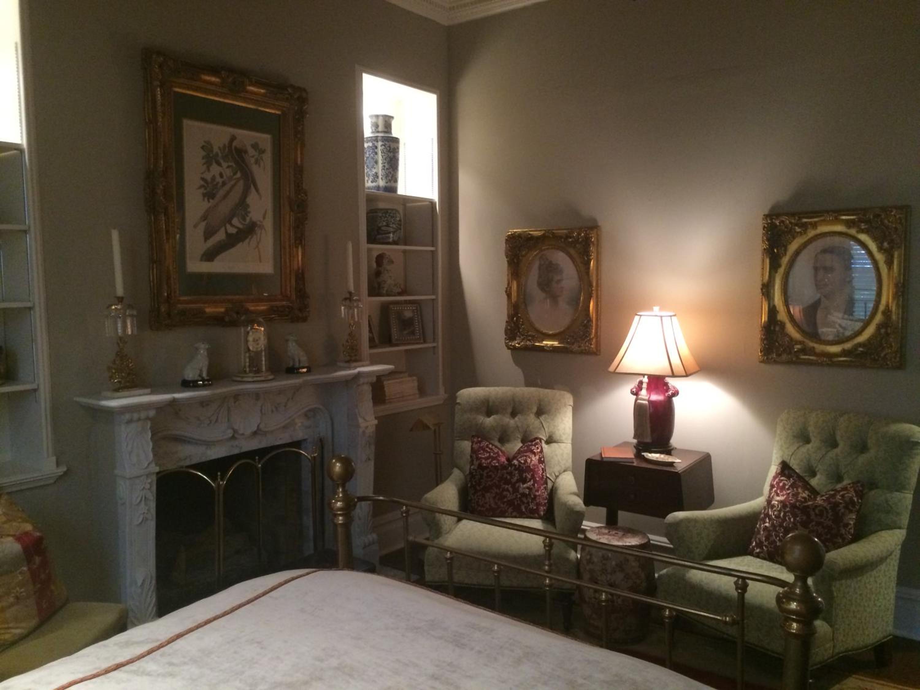 Belle Oaks Inn
