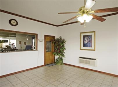 Executive Inn Muldrow view 4