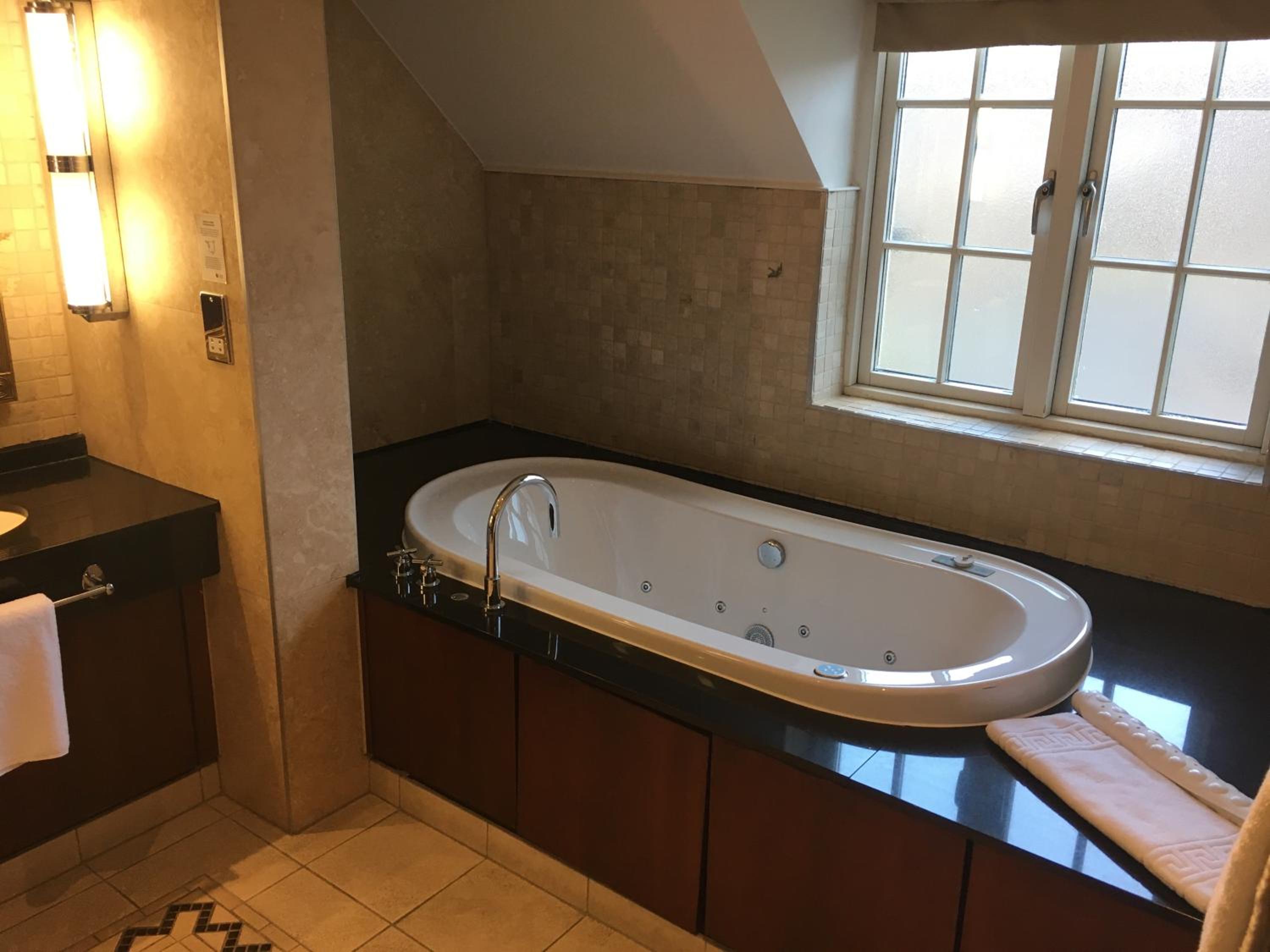 Llangollen Vacations - Wild Pheasant Hotel  Spa - Property Image 9