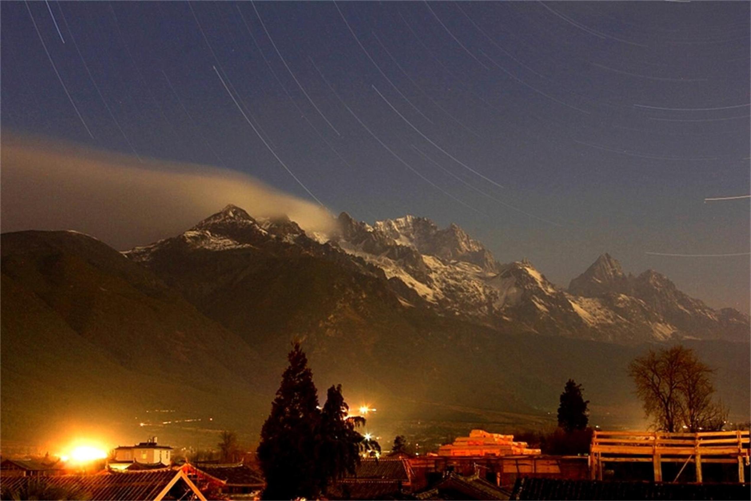 Lijiang Baisha Free Time Designed Hotel