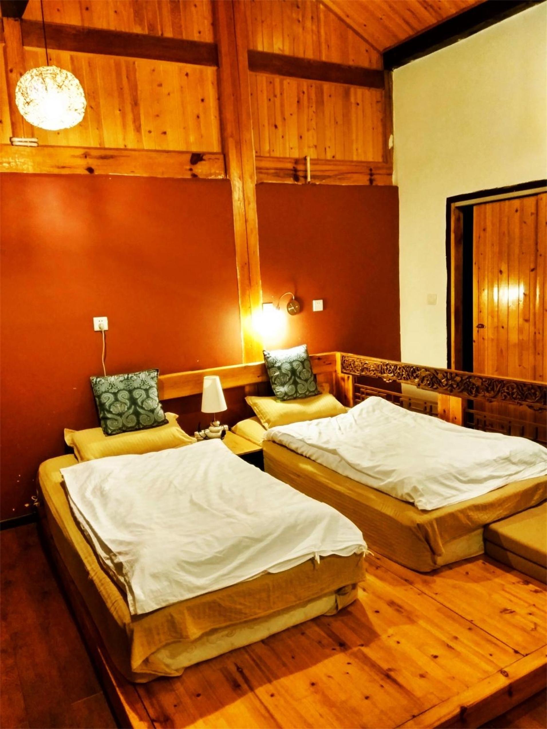 Lijiang Baisha Free Time Designed Hotel