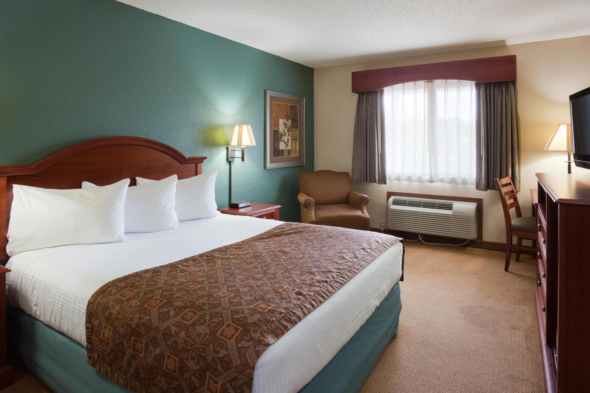 AmericInn by Wyndham St. Peter - Property Image 34