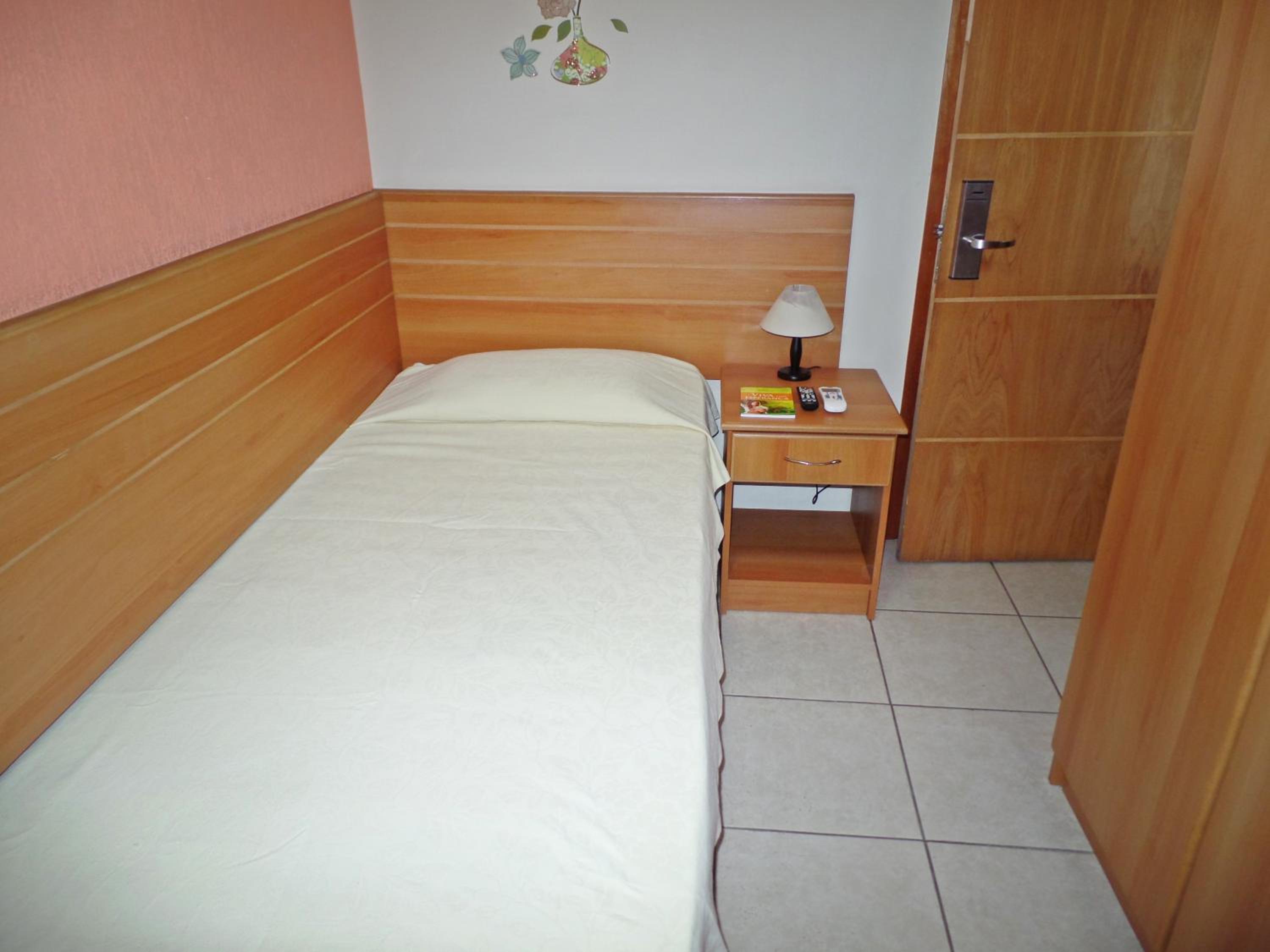 Hotel Pousada Bonita - 150m Metrô Paraiso e 1Km do inicio Av Paulista