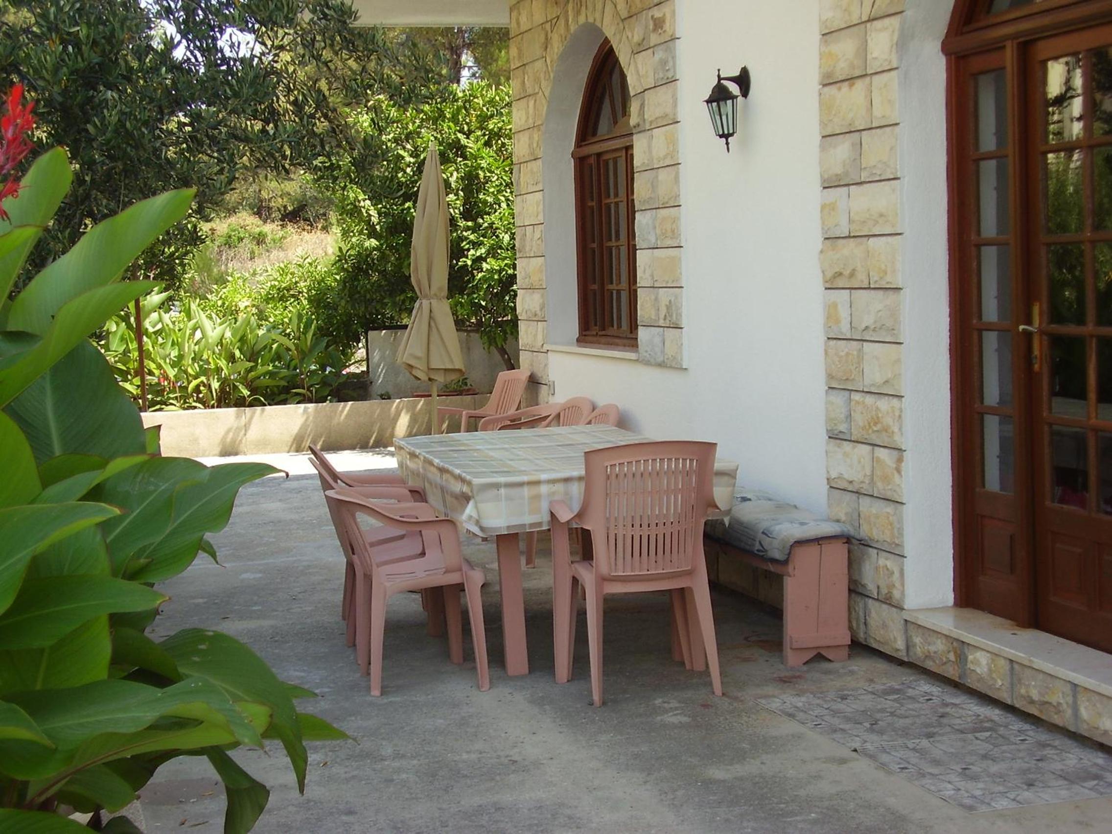 Maribela Apartments